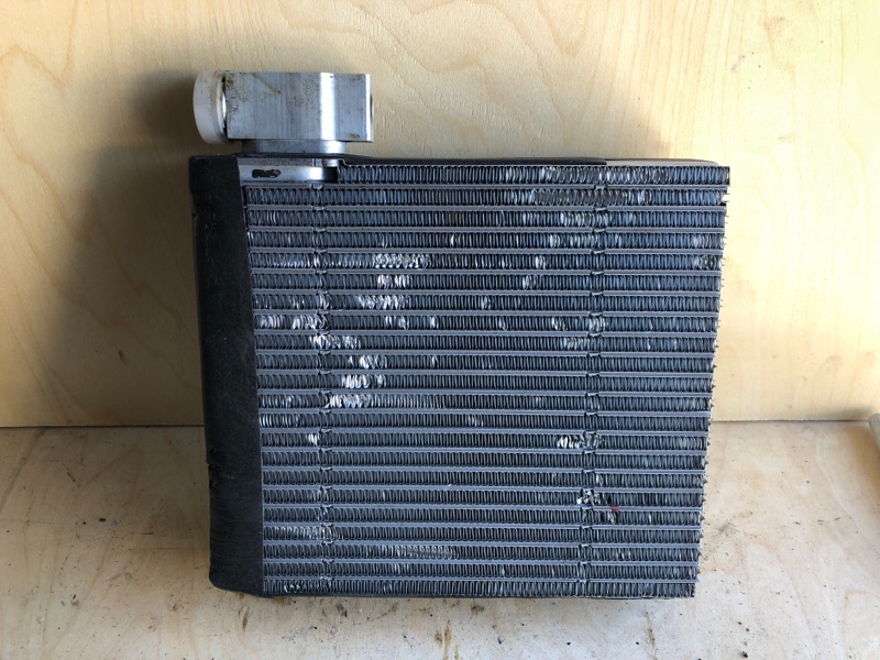 Радиатор кондиционера (конденсер) AP-0009893083