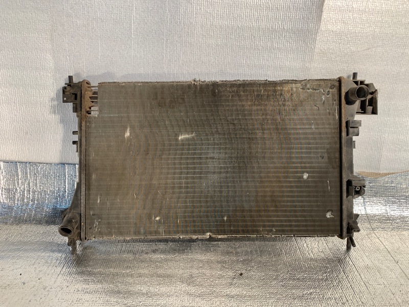 Радиатор охлаждения двигателя AP-0009912281