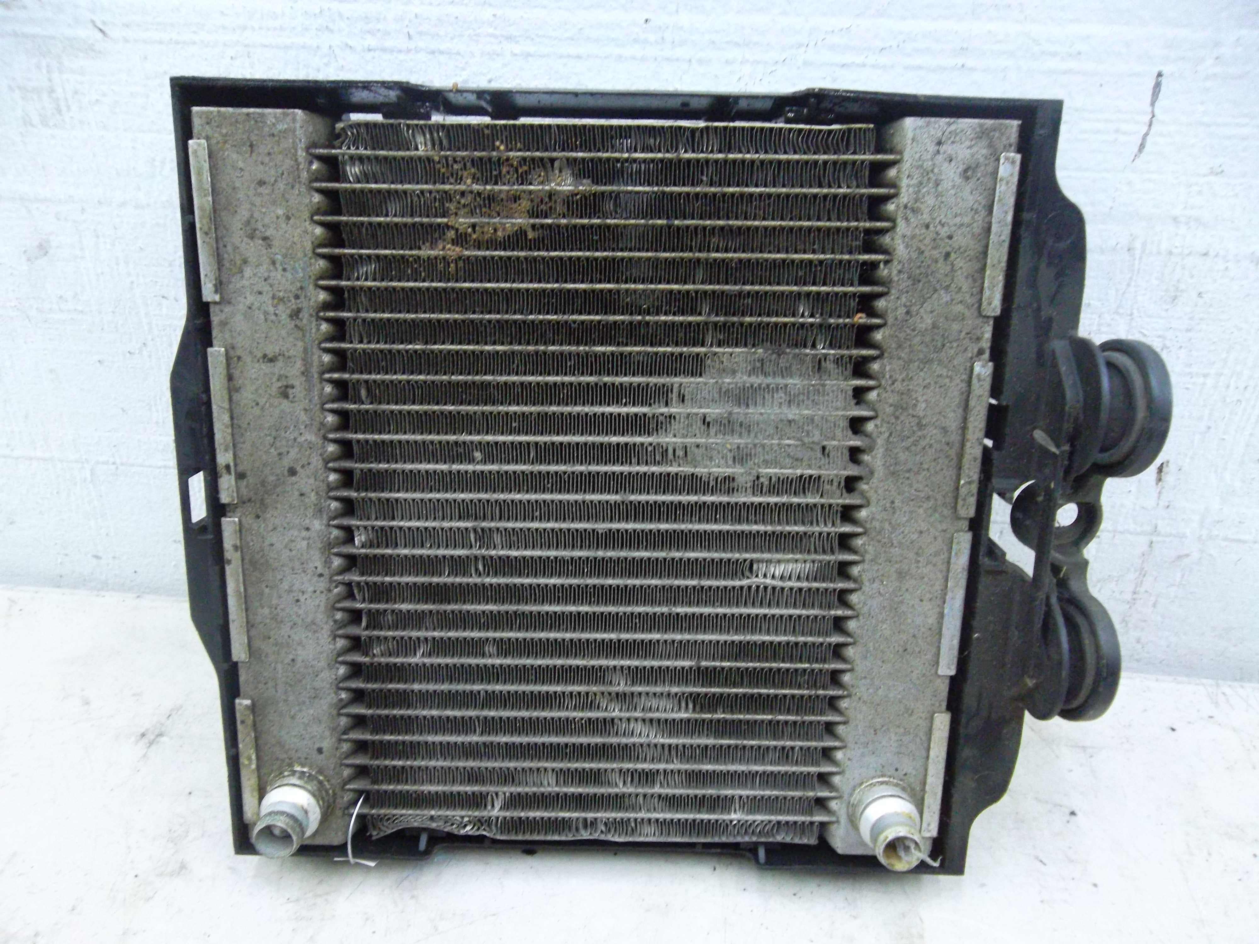 Радиатор масляный(теплообменник) AP-0010249694
