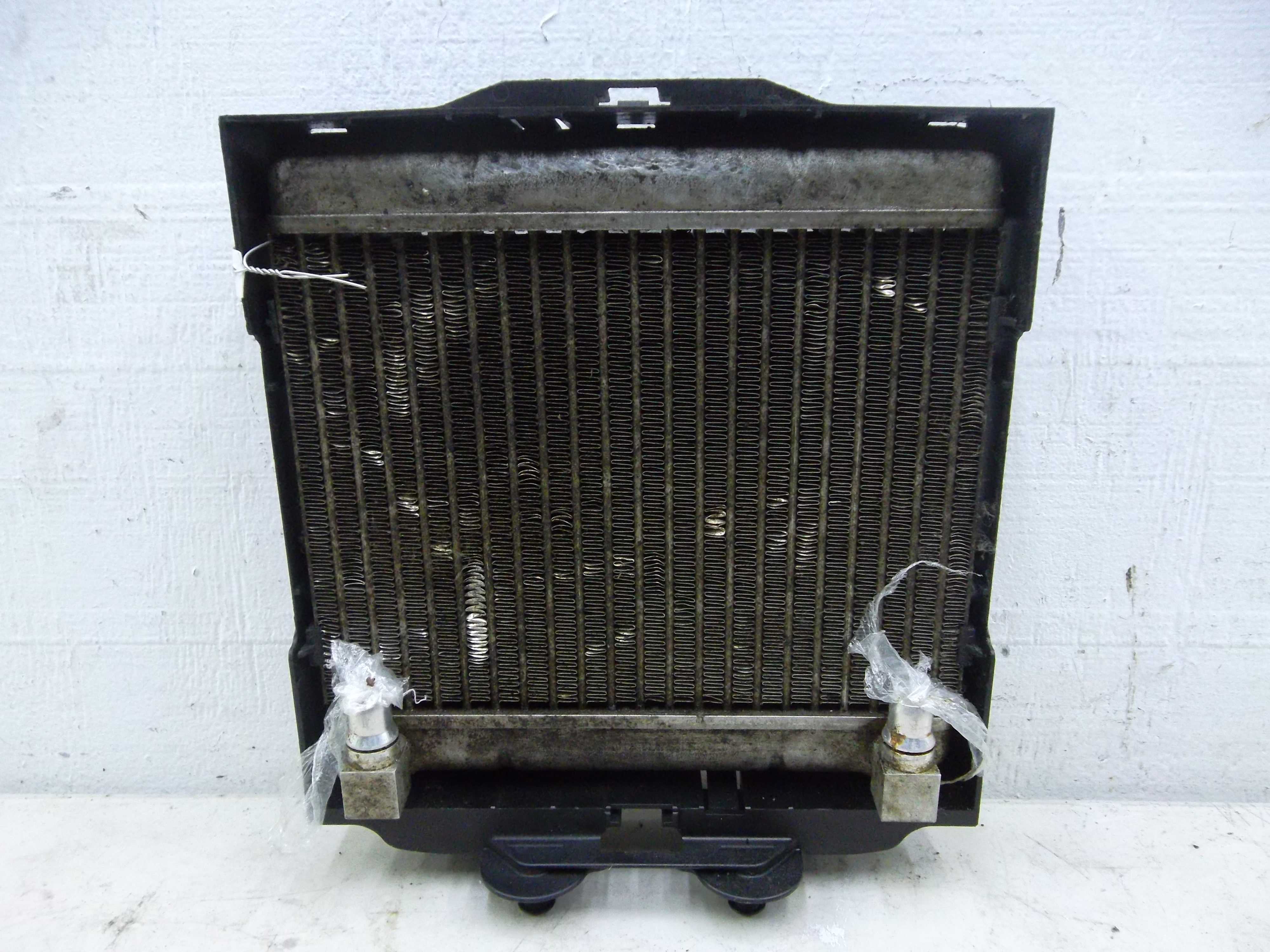 Радиатор масляный(теплообменник) AP-0010250200
