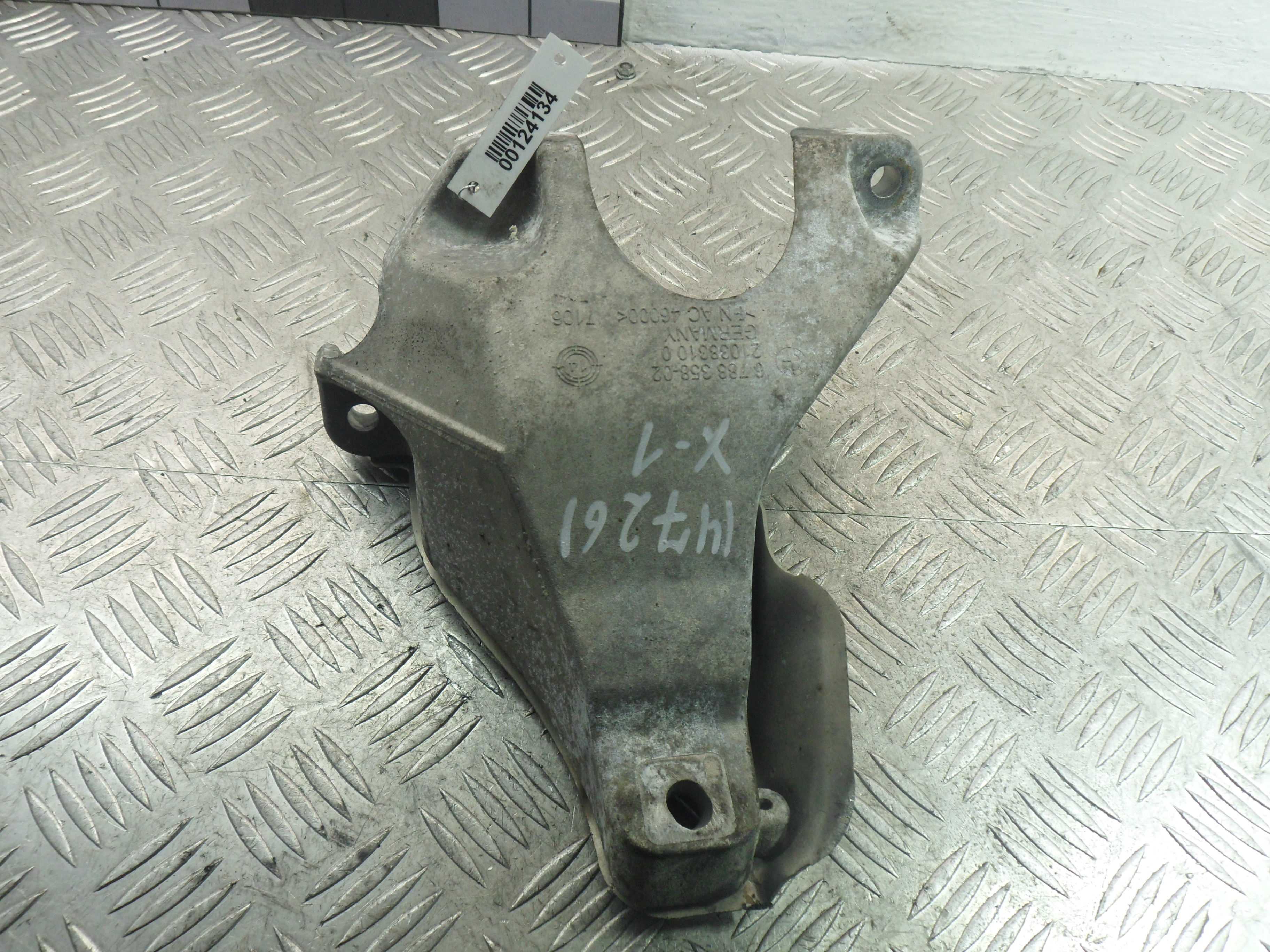 Кронштейн двигателя AP-0010266204
