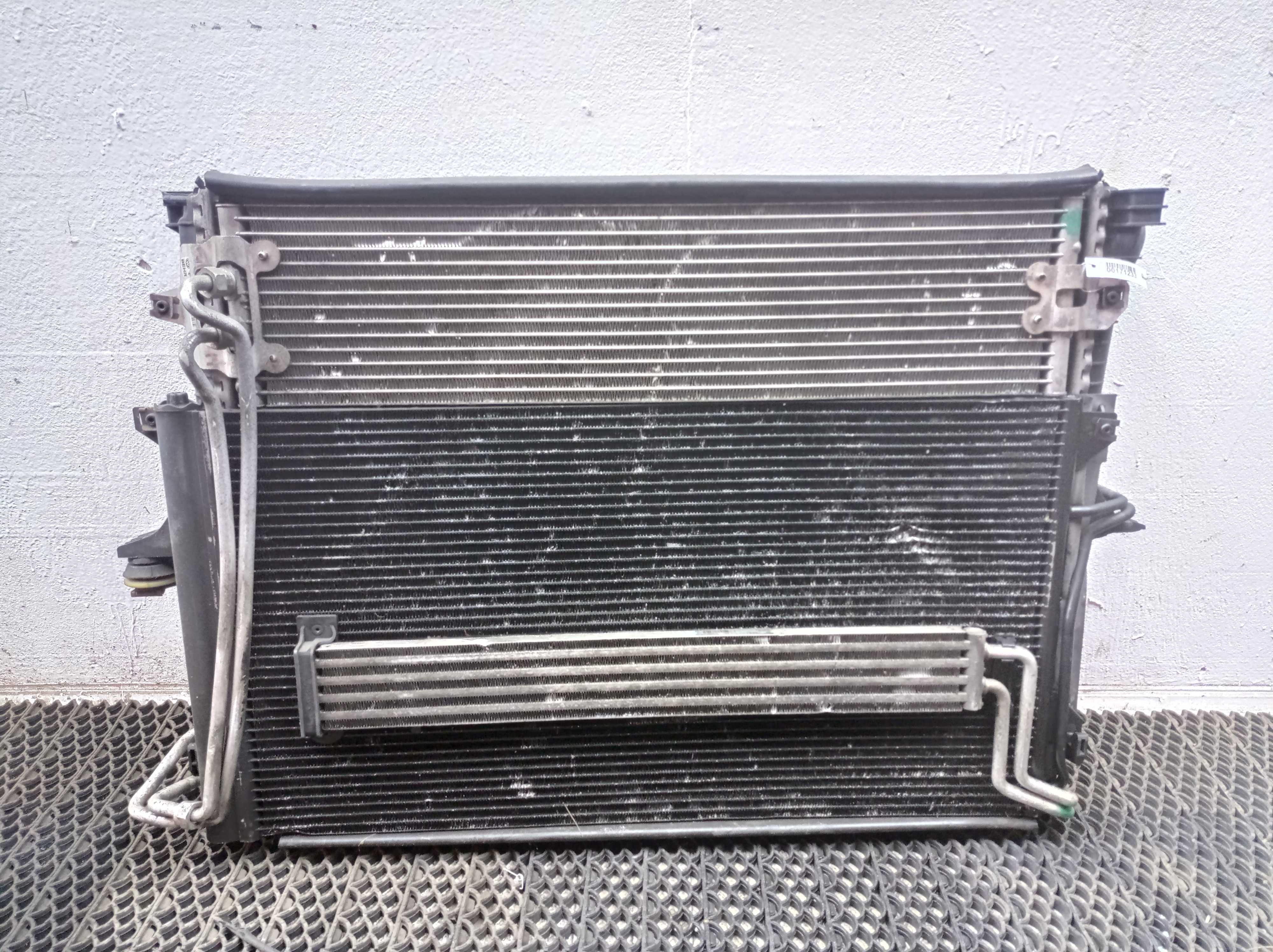 Радиатор охлаждения двигателя AP-0011607658