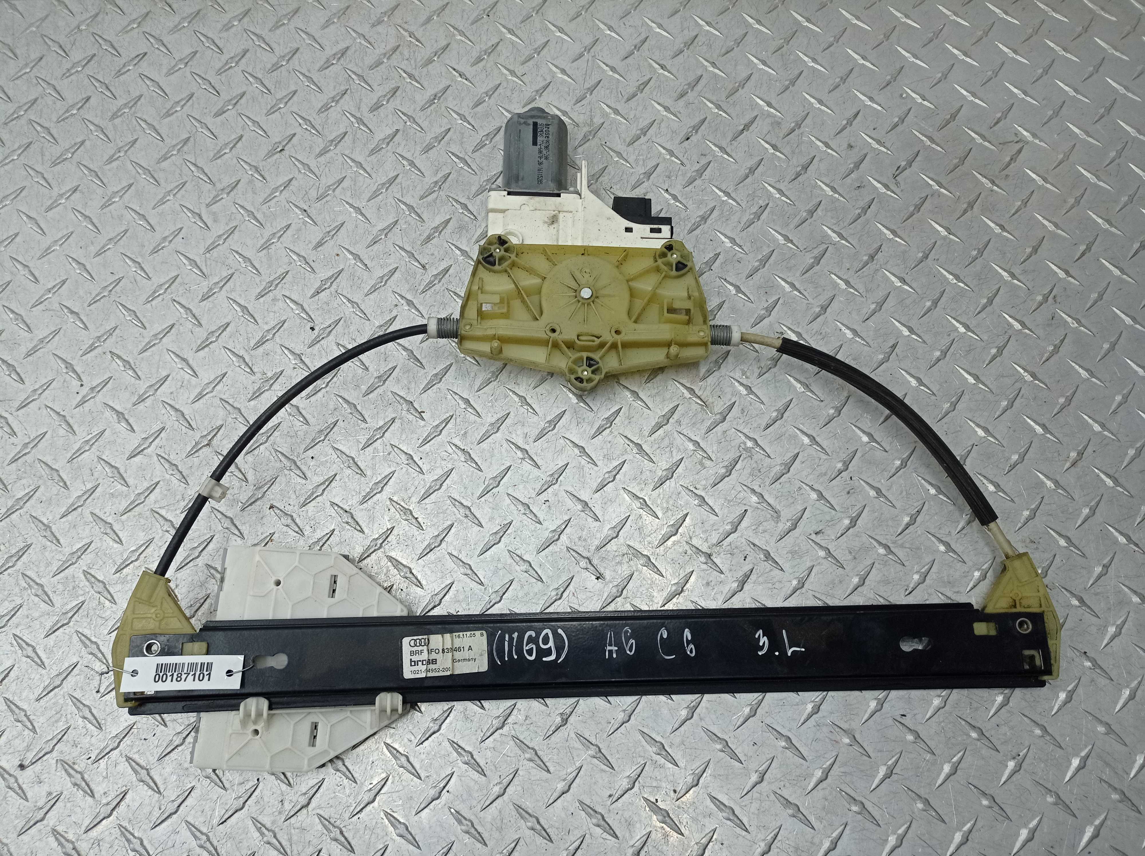 Стеклоподъемник электр. задний левый AP-0012051949