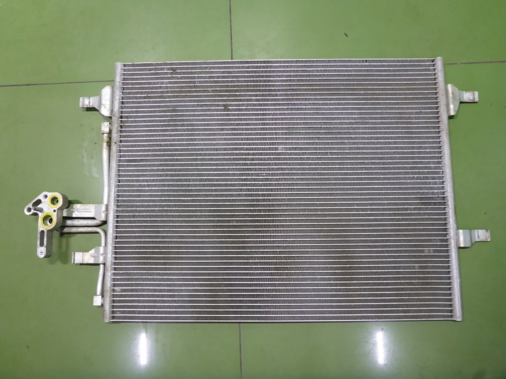 Радиатор кондиционера (конденсер) AP-0012598869