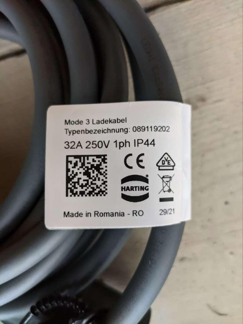 Зарядное устройство (кабель зарядный) AP-0012949127