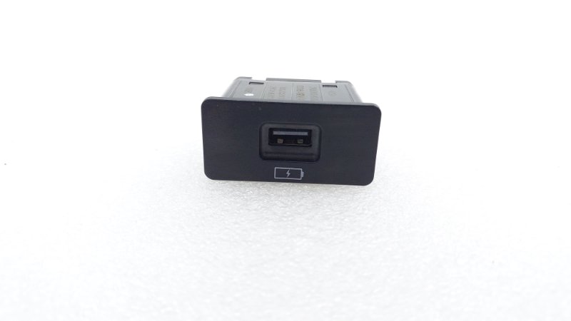 Адаптер прикуривателя USB AP-0013977864