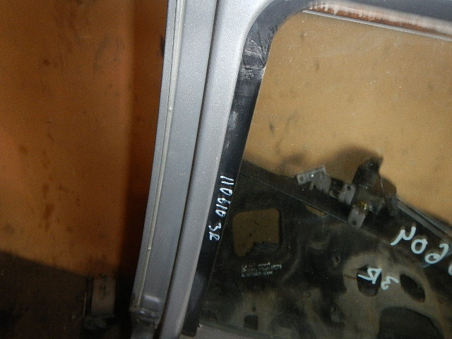 Уплотнитель стекла двери AP-0000390547