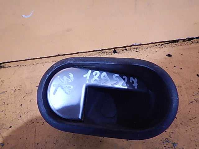Ручка двери внутренняя правая AP-0000467562