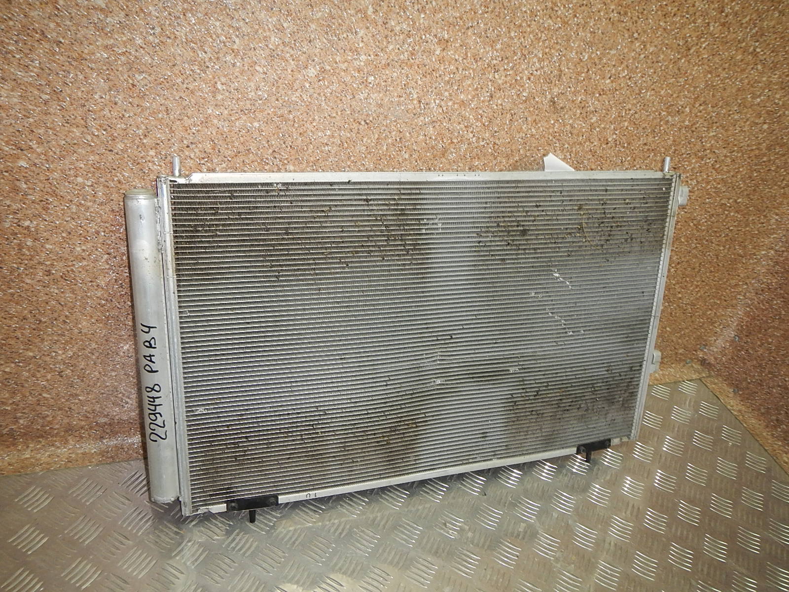 Радиатор кондиционера (конденсер) AP-0001593200