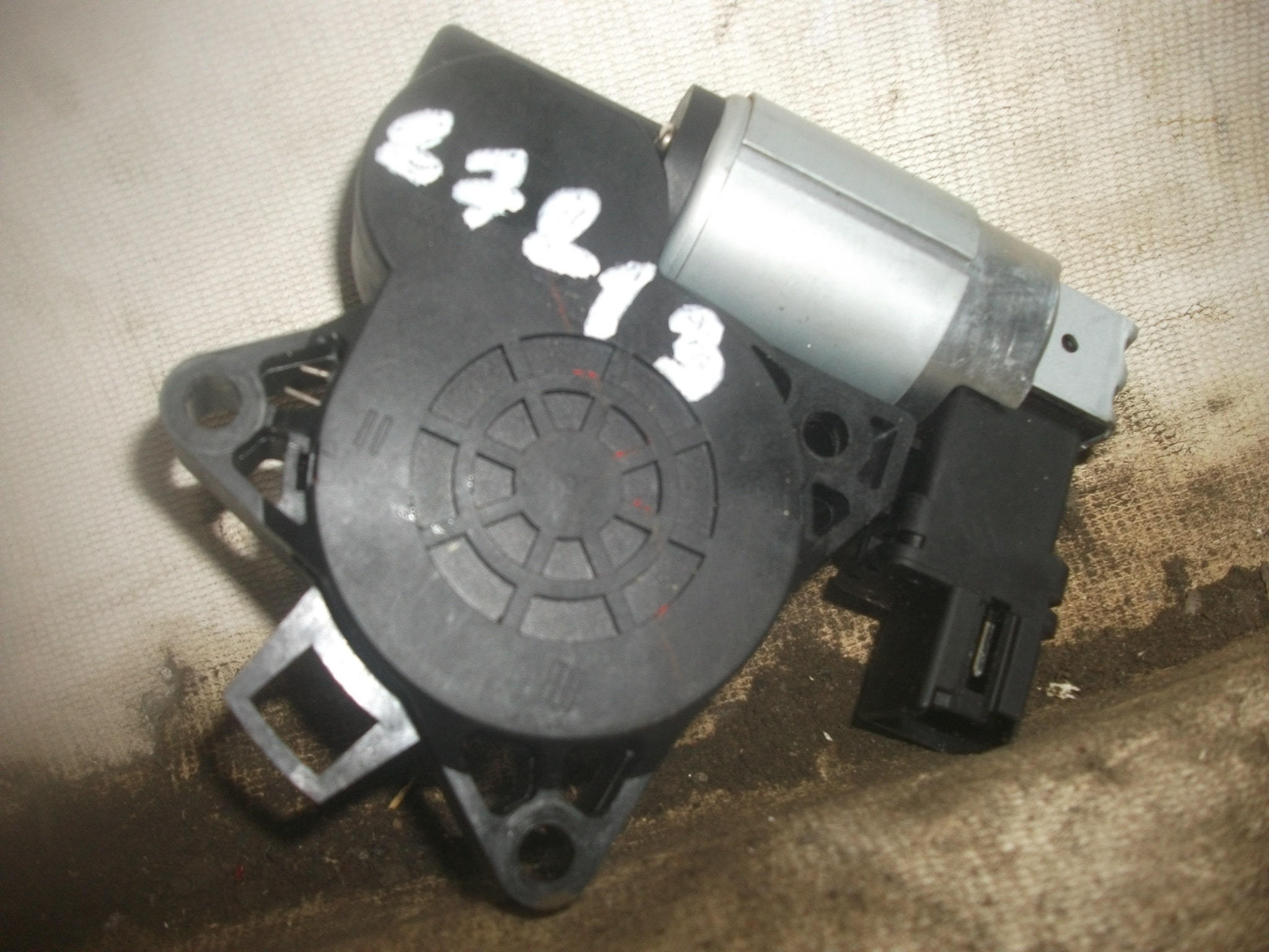 Моторчик стеклоподъемника AP-0001435561