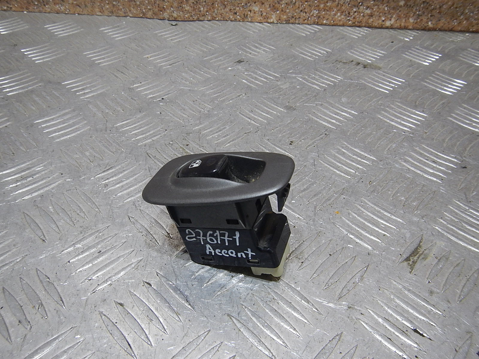 Кнопка стеклоподъемника AP-0003066526