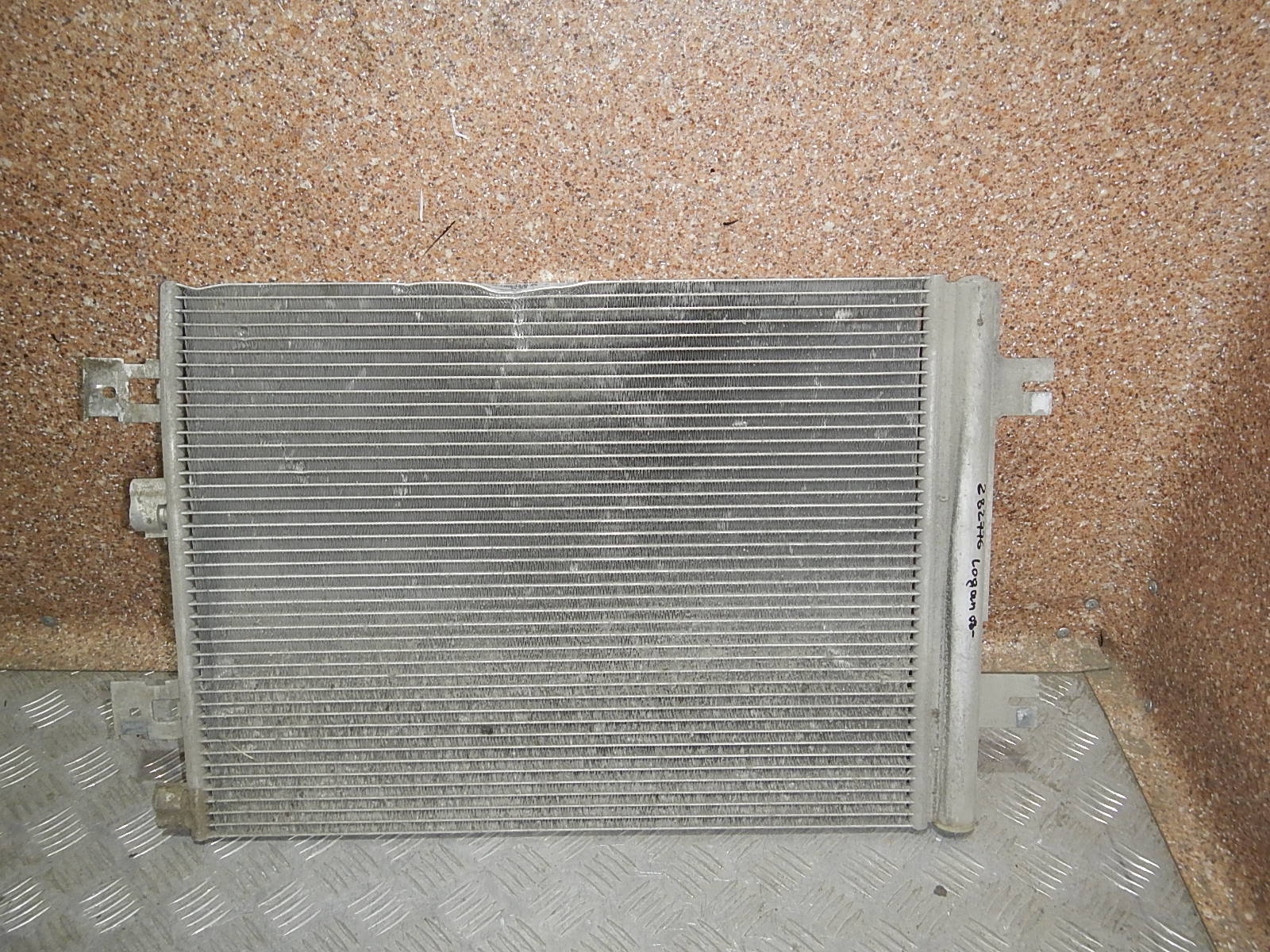 Радиатор кондиционера (конденсер) AP-0003196440