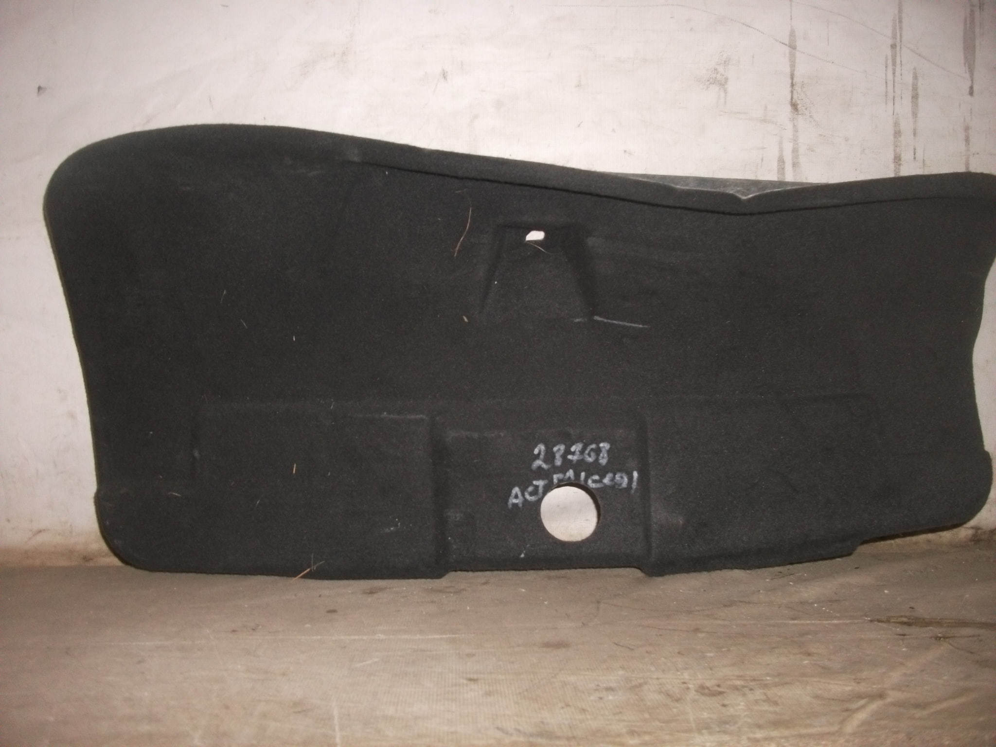Обшивка крышки багажника AP-0000440360