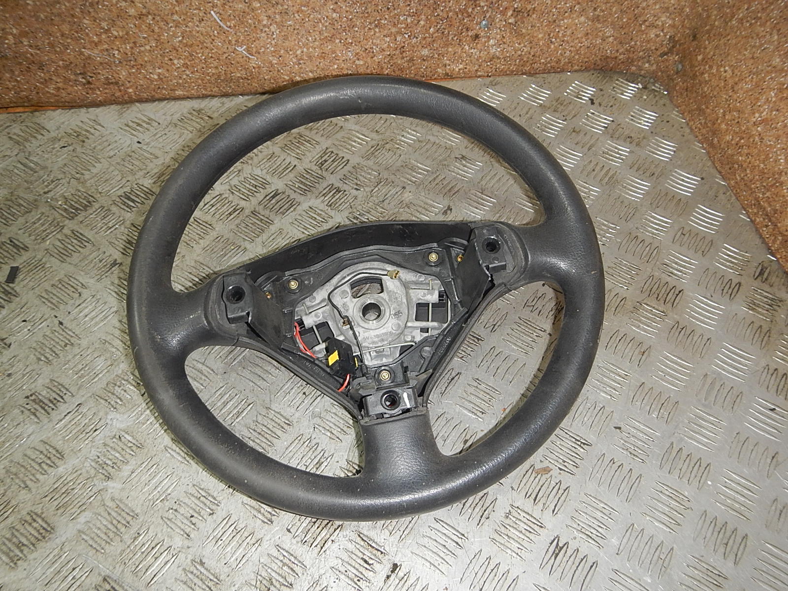 Рулевое колесо (руль) AP-0003541645