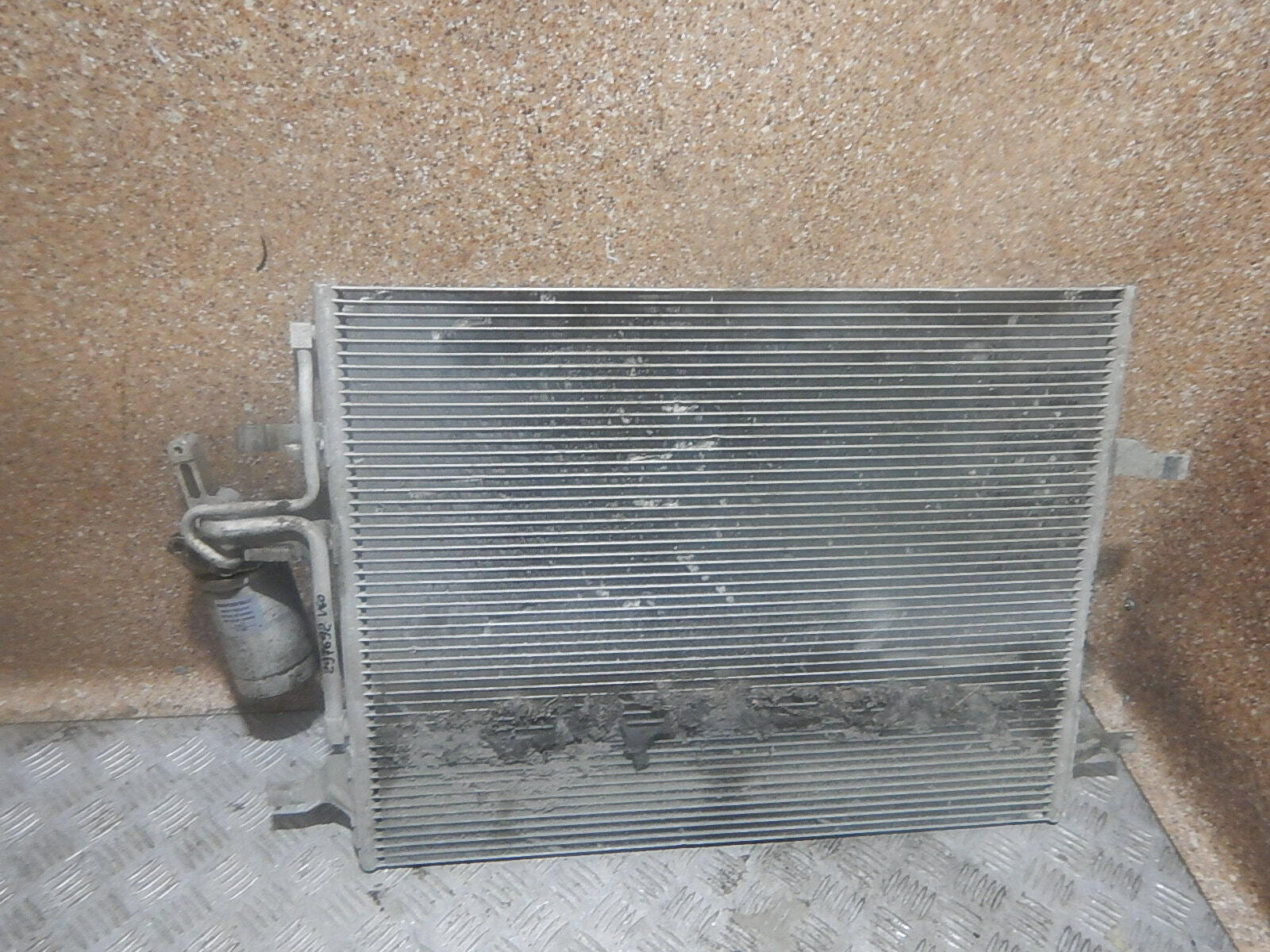 Радиатор кондиционера (конденсер) AP-0003943077