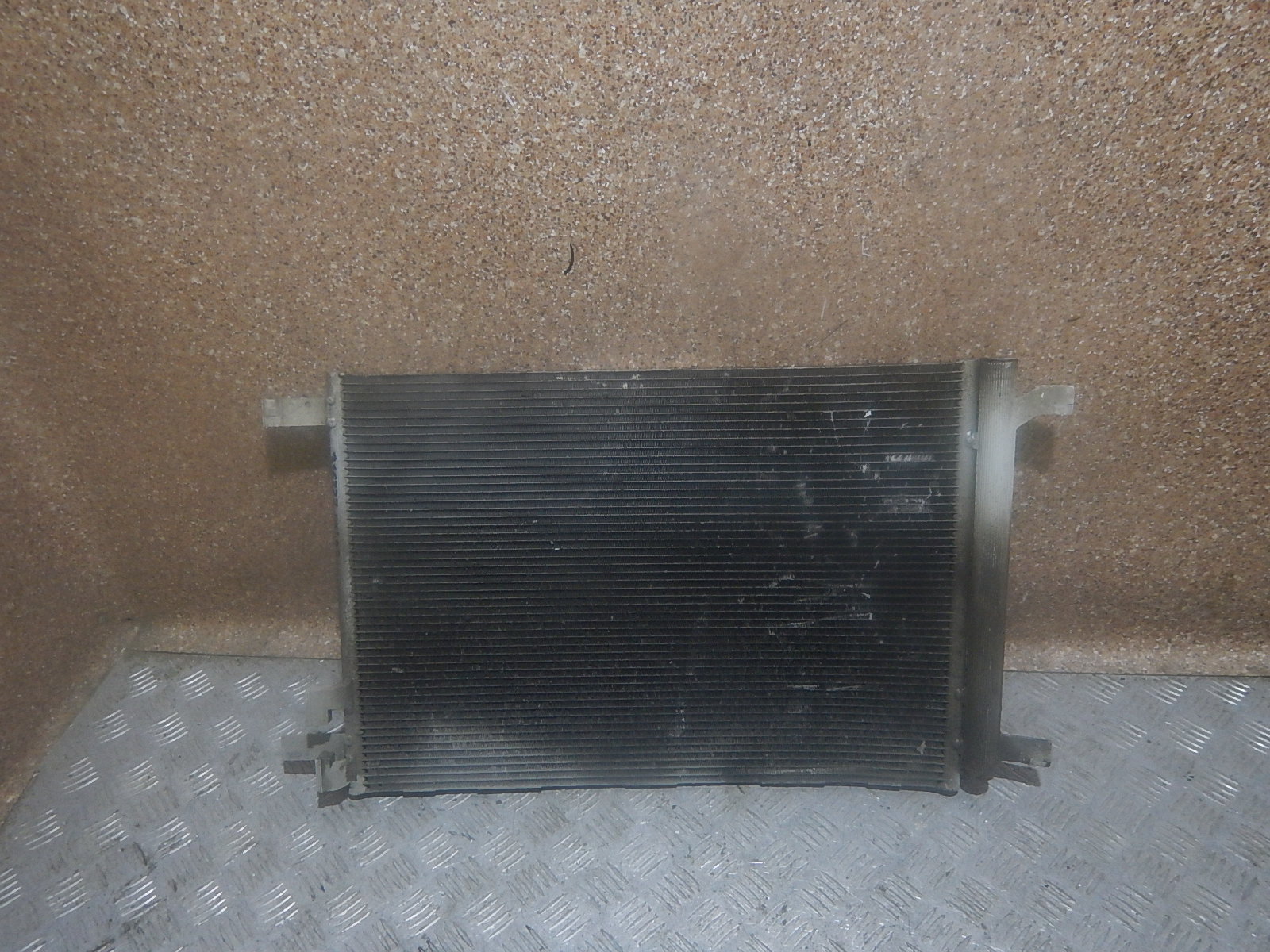 Радиатор кондиционера (конденсер) AP-0004812146