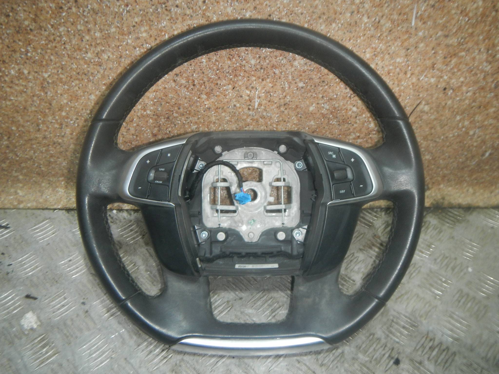 Рулевое колесо (руль) AP-0005442957