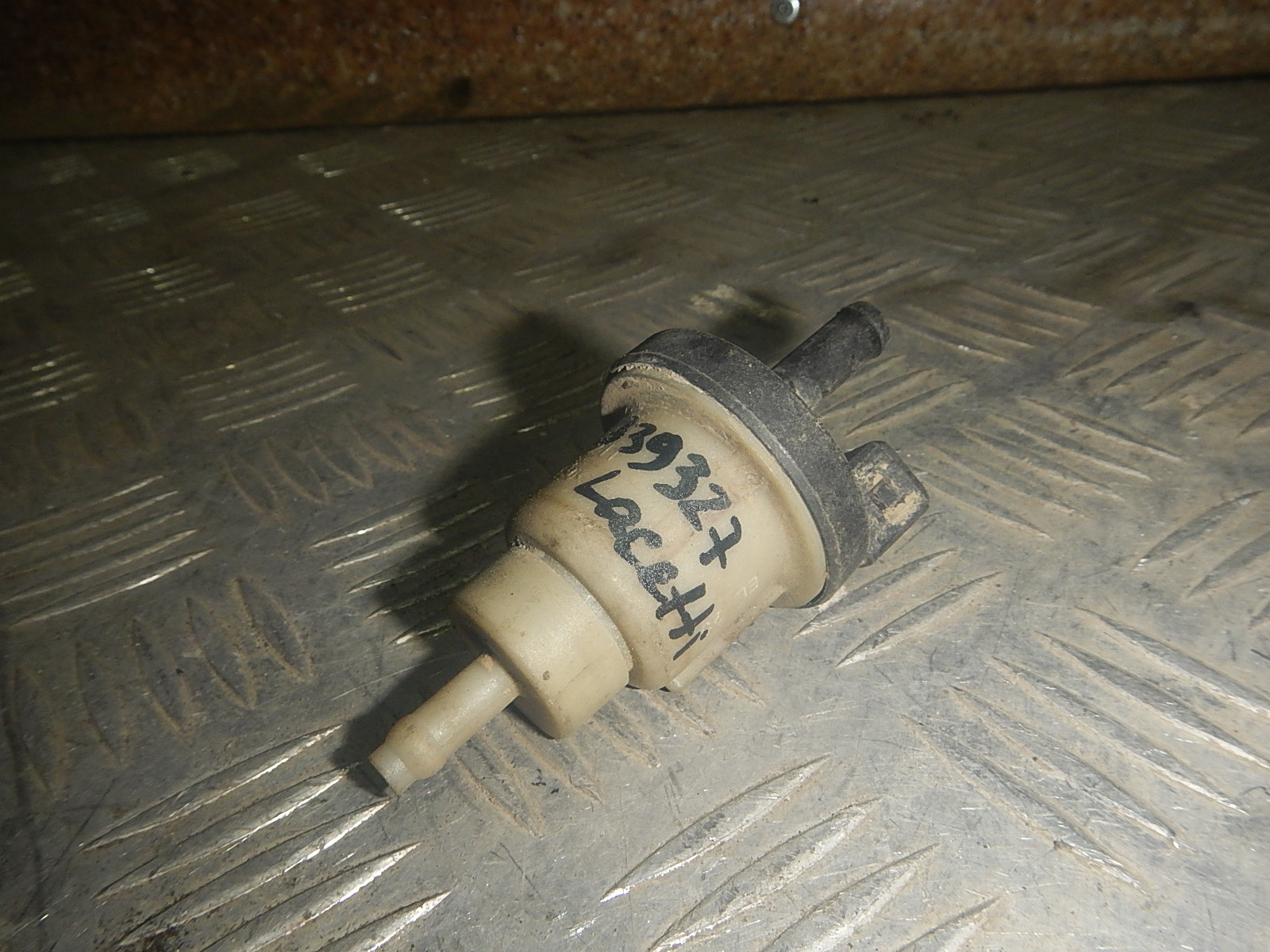 Клапан вентиляции топливного бака AP-0005701473