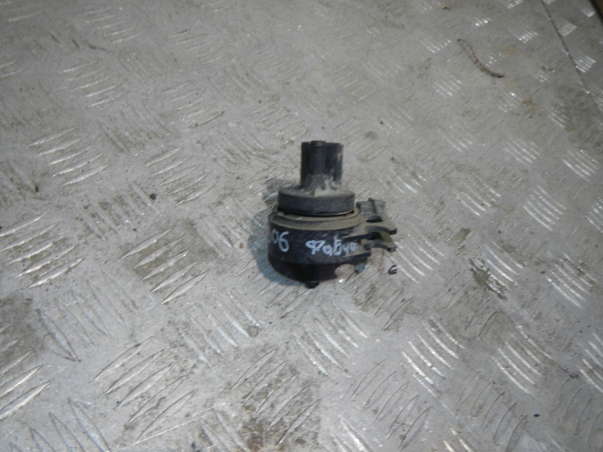 Клапан вентиляции топливного бака AP-0011958982