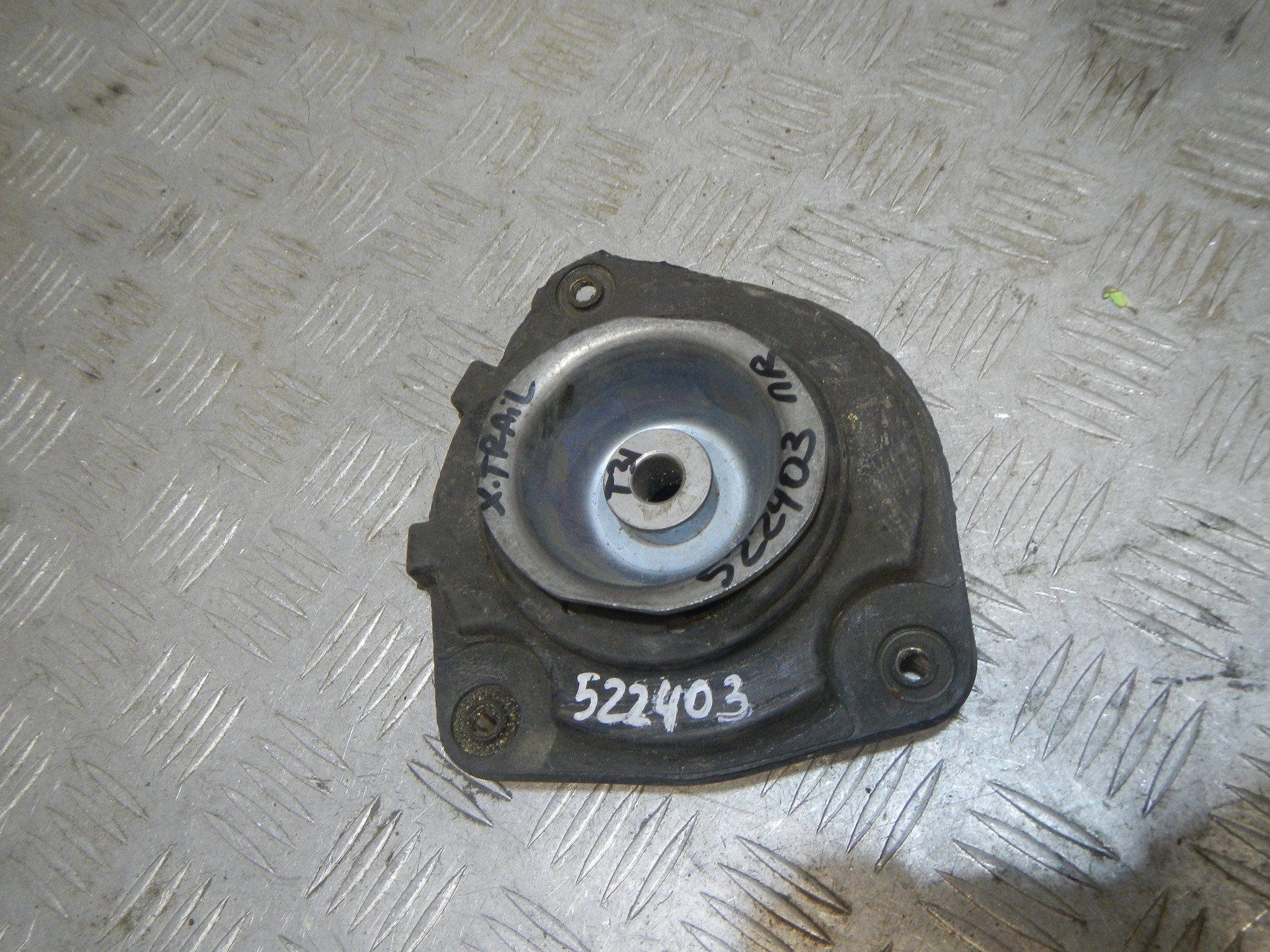 Опора переднего амортизатора AP-0013447329