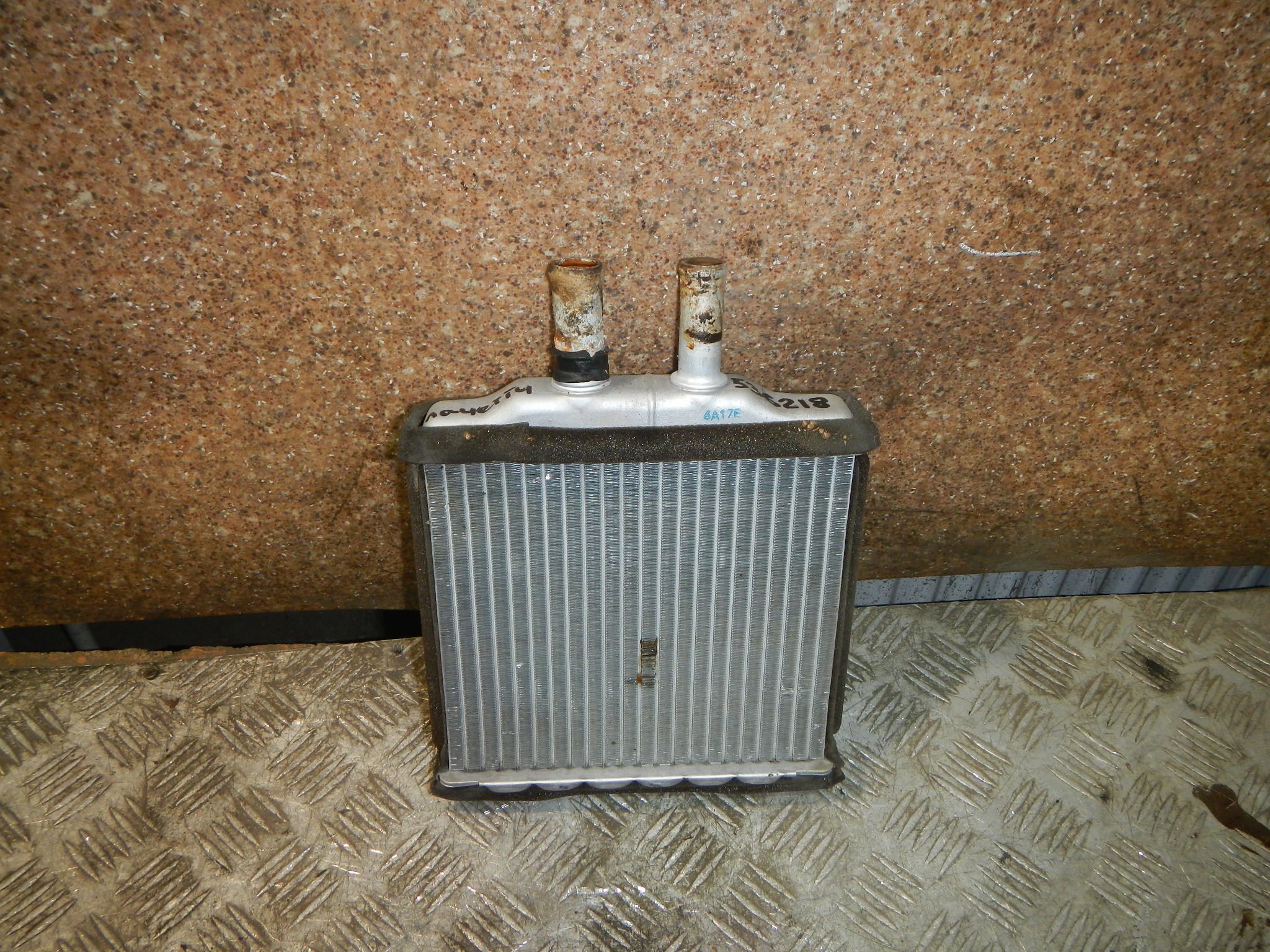 Радиатор отопителя AP-0013982919
