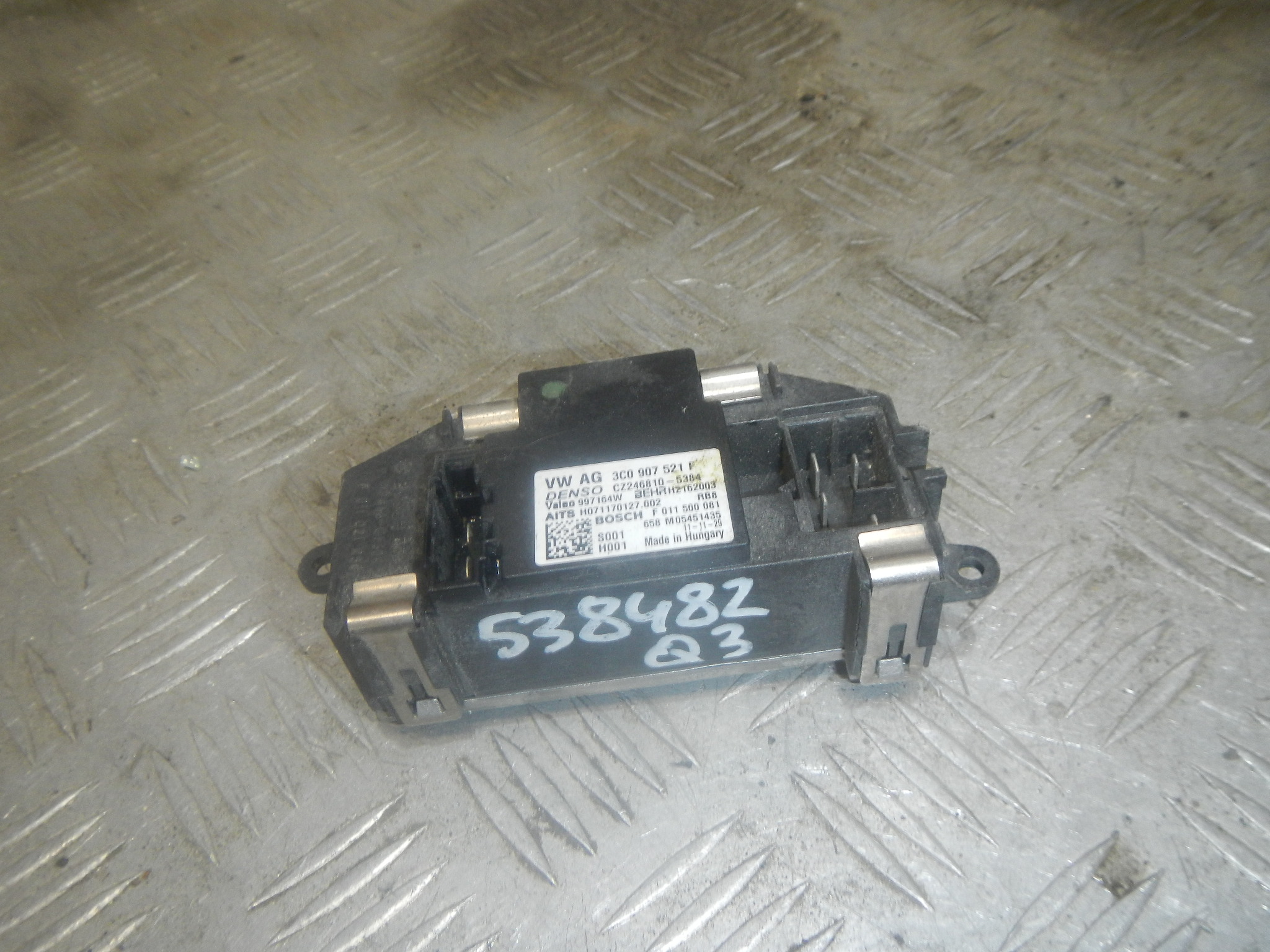 Резистор отопителя AP-0014060116