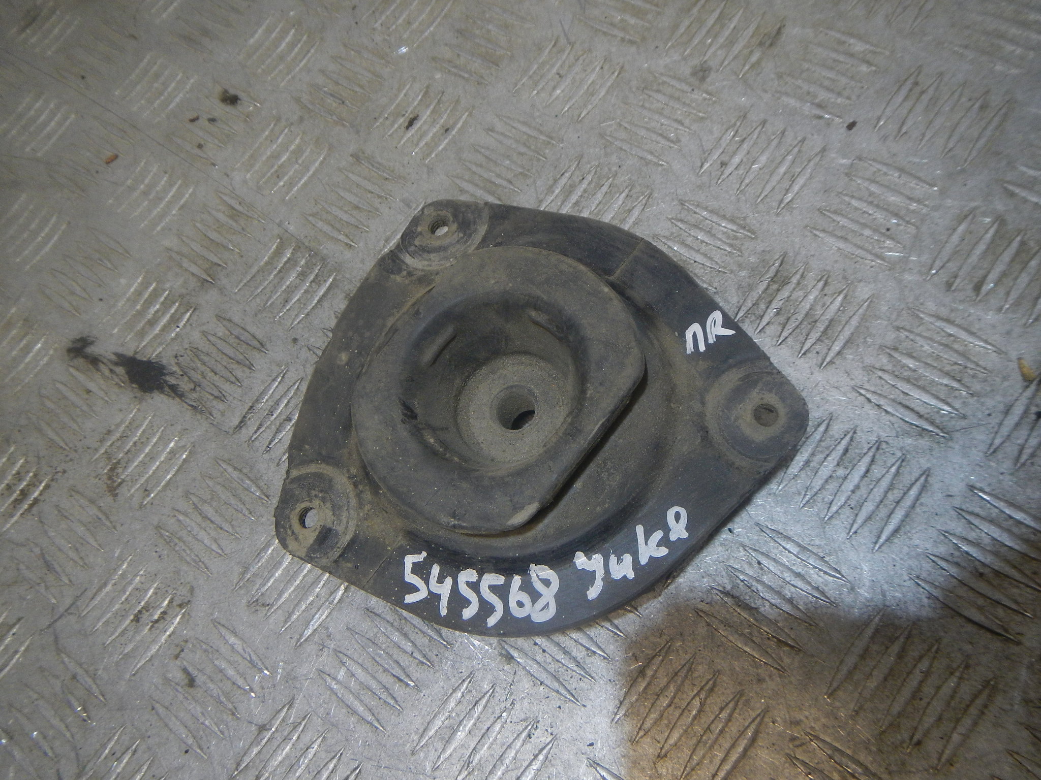 Опора переднего амортизатора AP-0014352233
