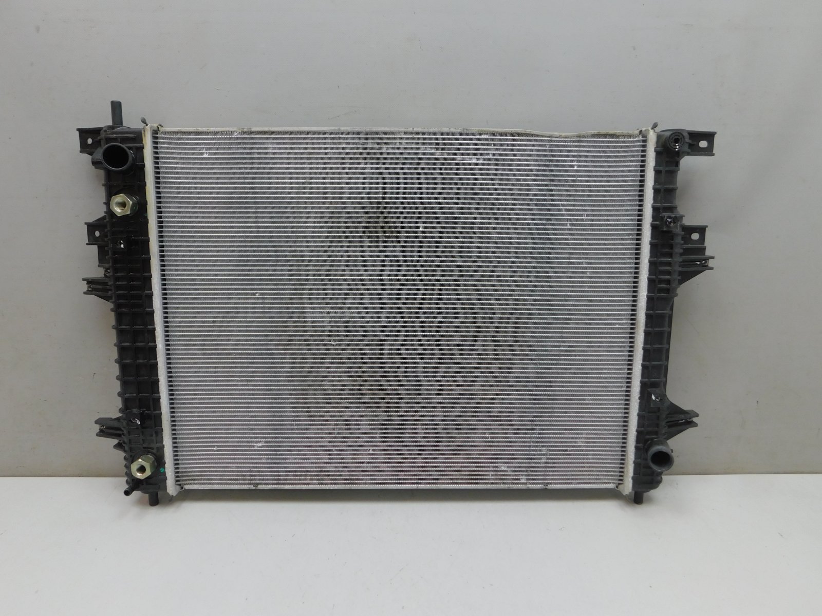Радиатор охлаждения AP-0014571793