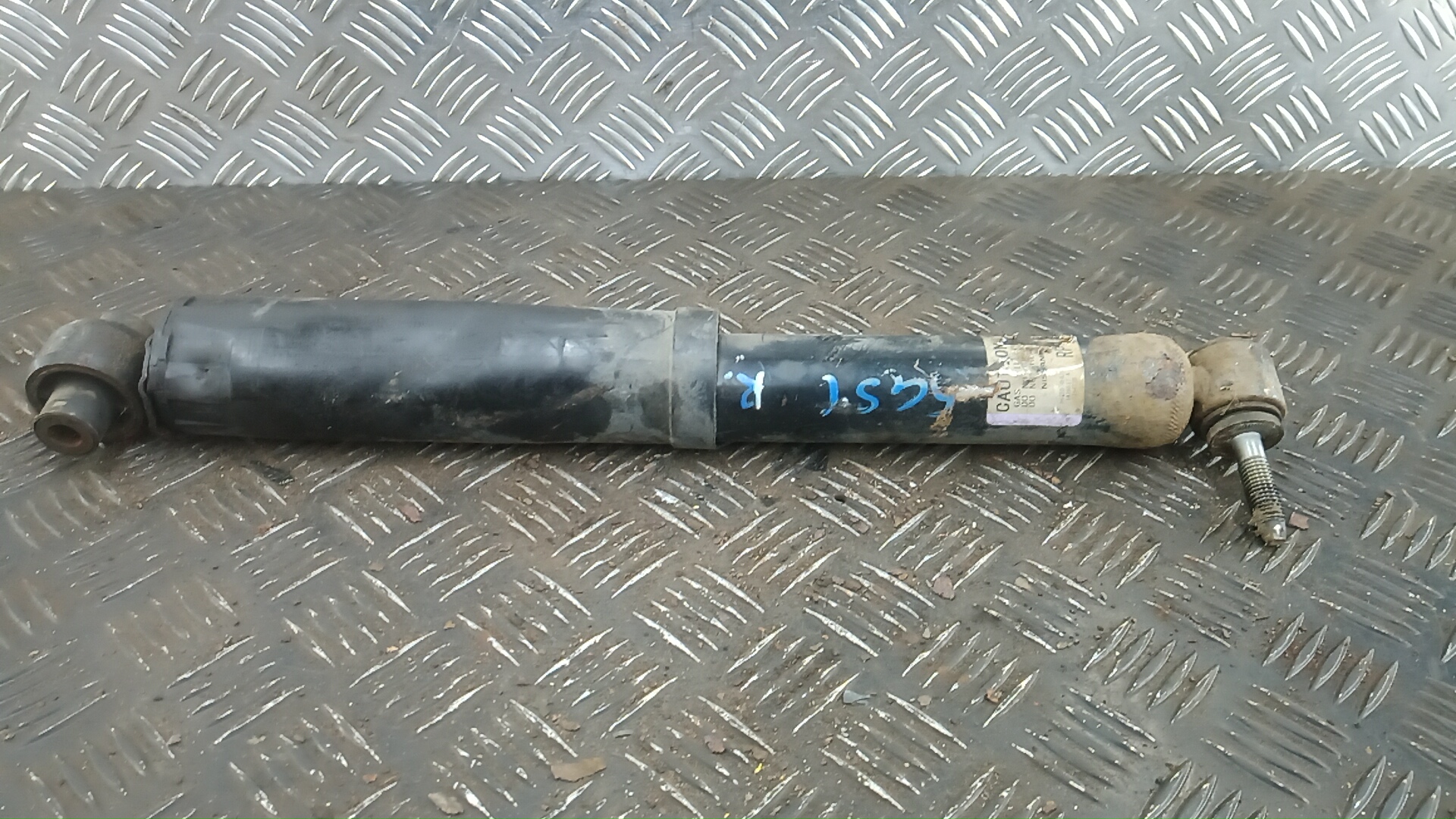 Амортизатор задний (стойка) AP-0014942341