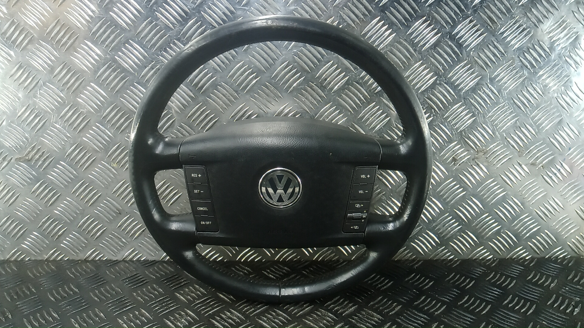 Подушка безопасности в рулевое колесо AP-0015004567