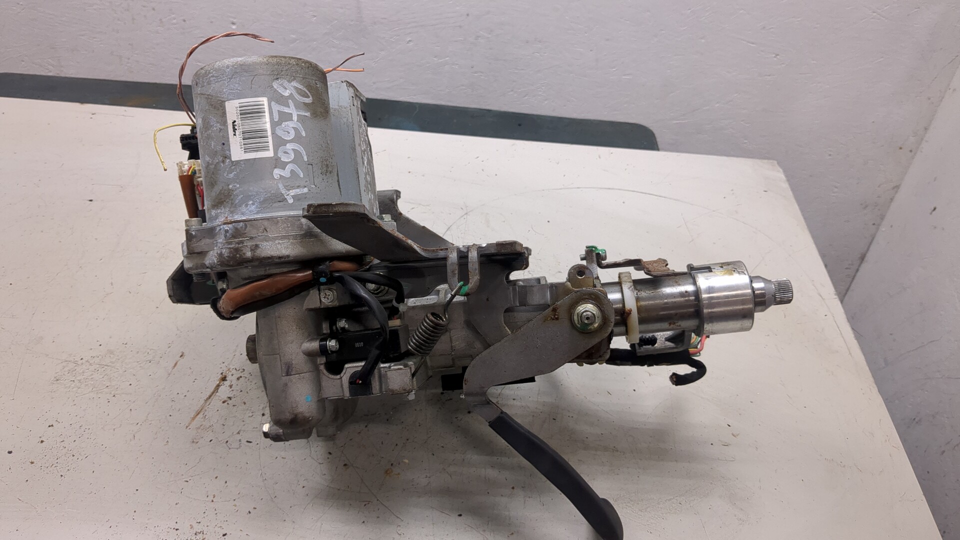 Серводвигатель рулевой рейки AP-0015018592