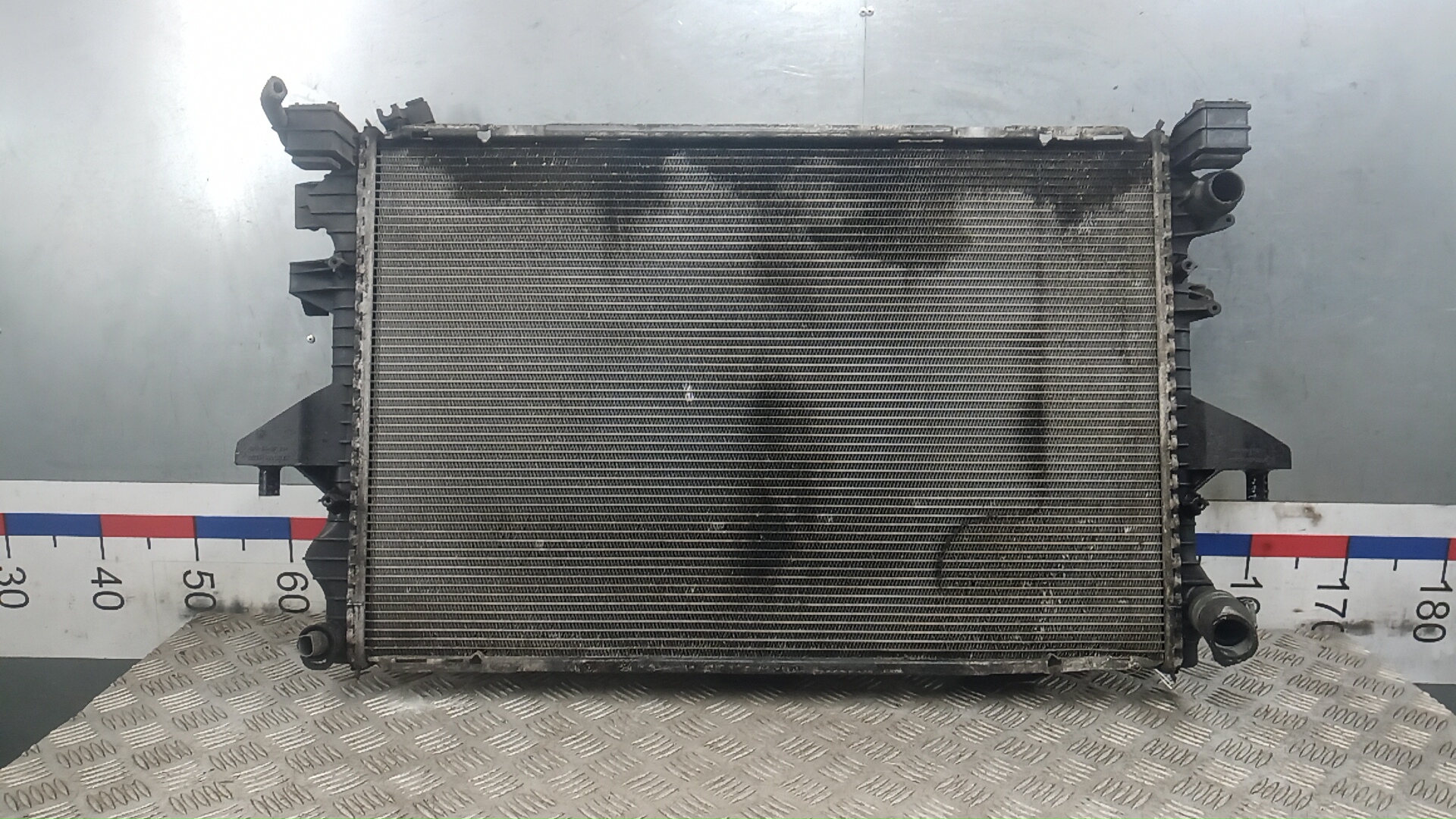 Радиатор охлаждения двигателя AP-0015047575