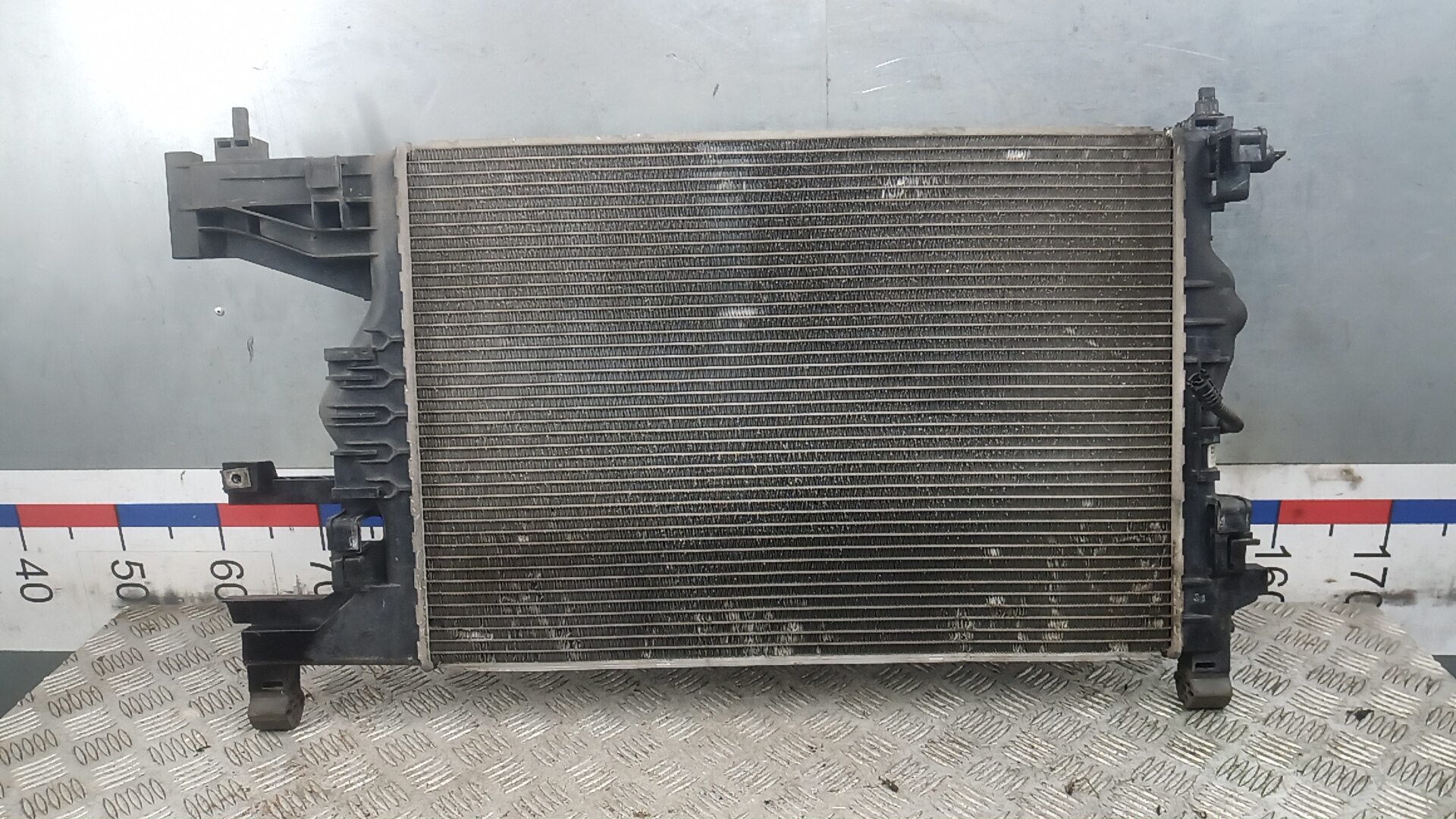 Радиатор охлаждения двигателя AP-0015057788