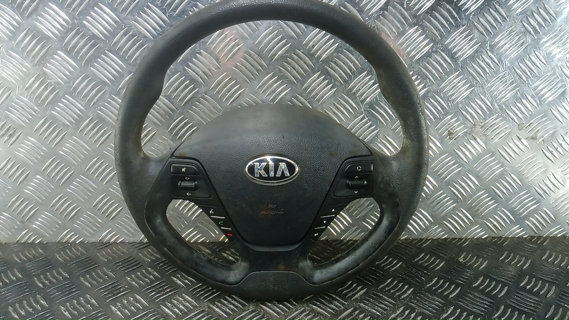 Рулевое колесо (руль) AP-0015123347
