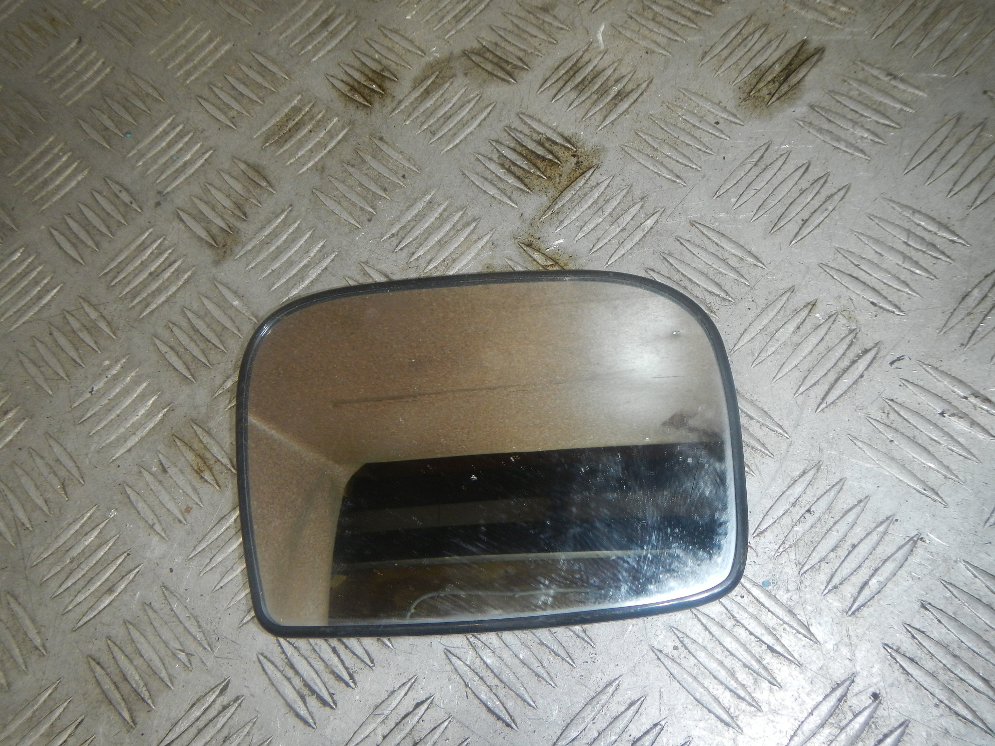 Стекло зеркала электрического правого AP-0015147671