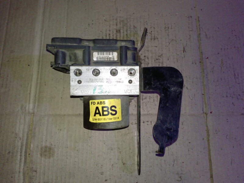 Блок ABS (насос) AP-0008712052
