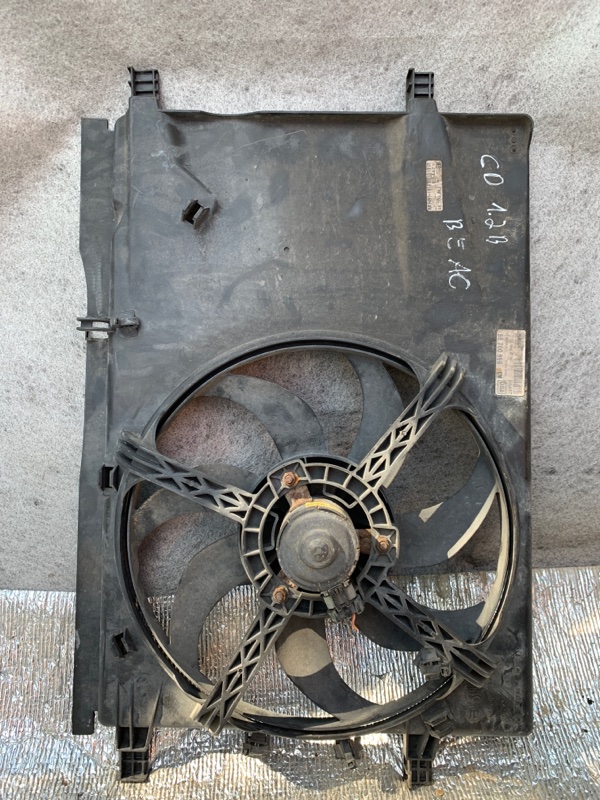Вентилятор радиатора AP-0009908020
