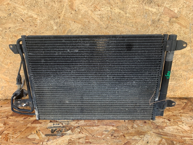 Радиатор кондиционера (конденсер) AP-0009910871
