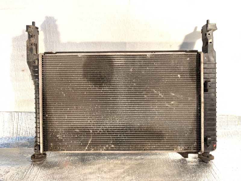 Радиатор охлаждения двигателя AP-0009913965