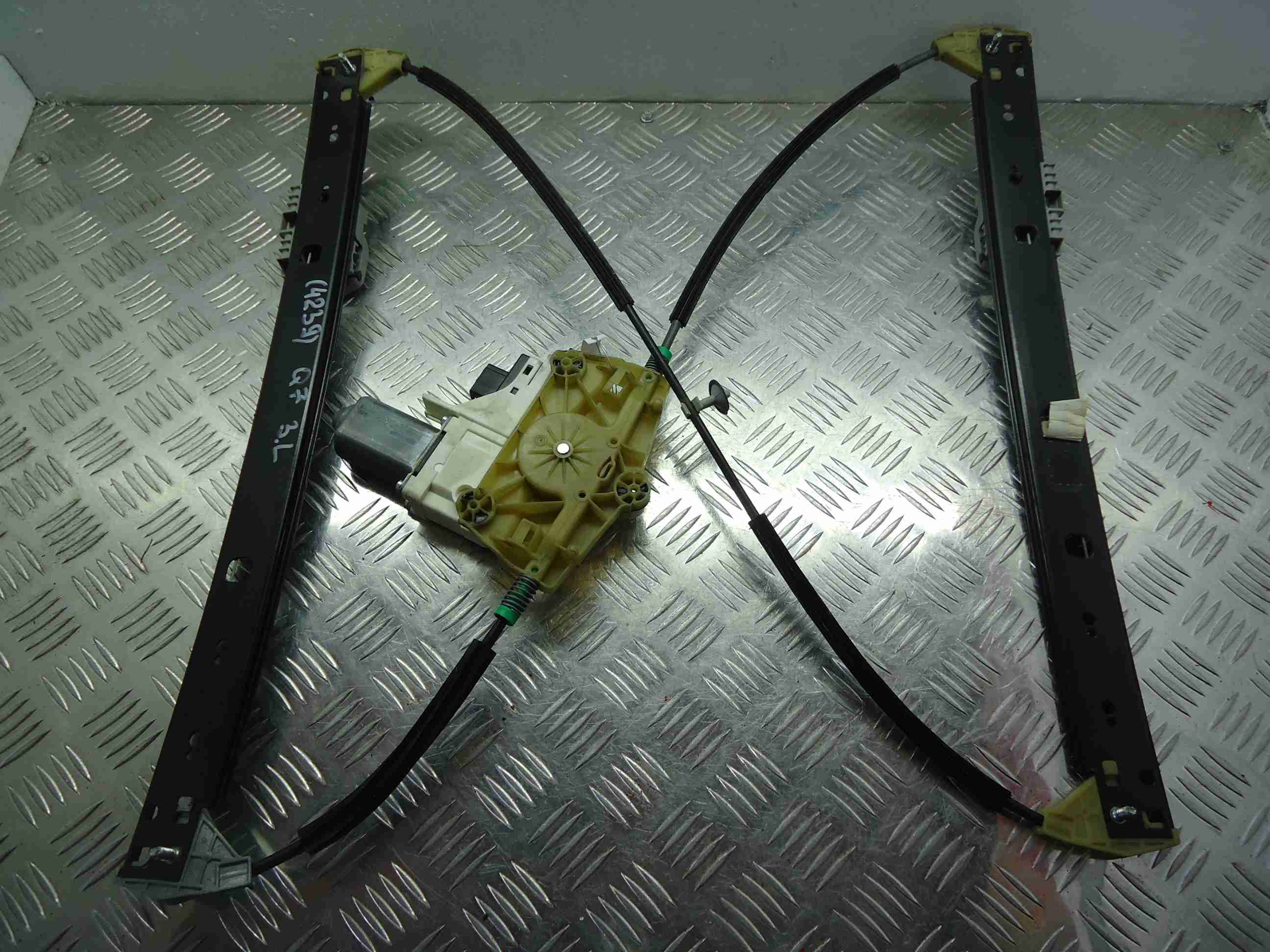 Стеклоподъемник электр. задний левый AP-0010259813