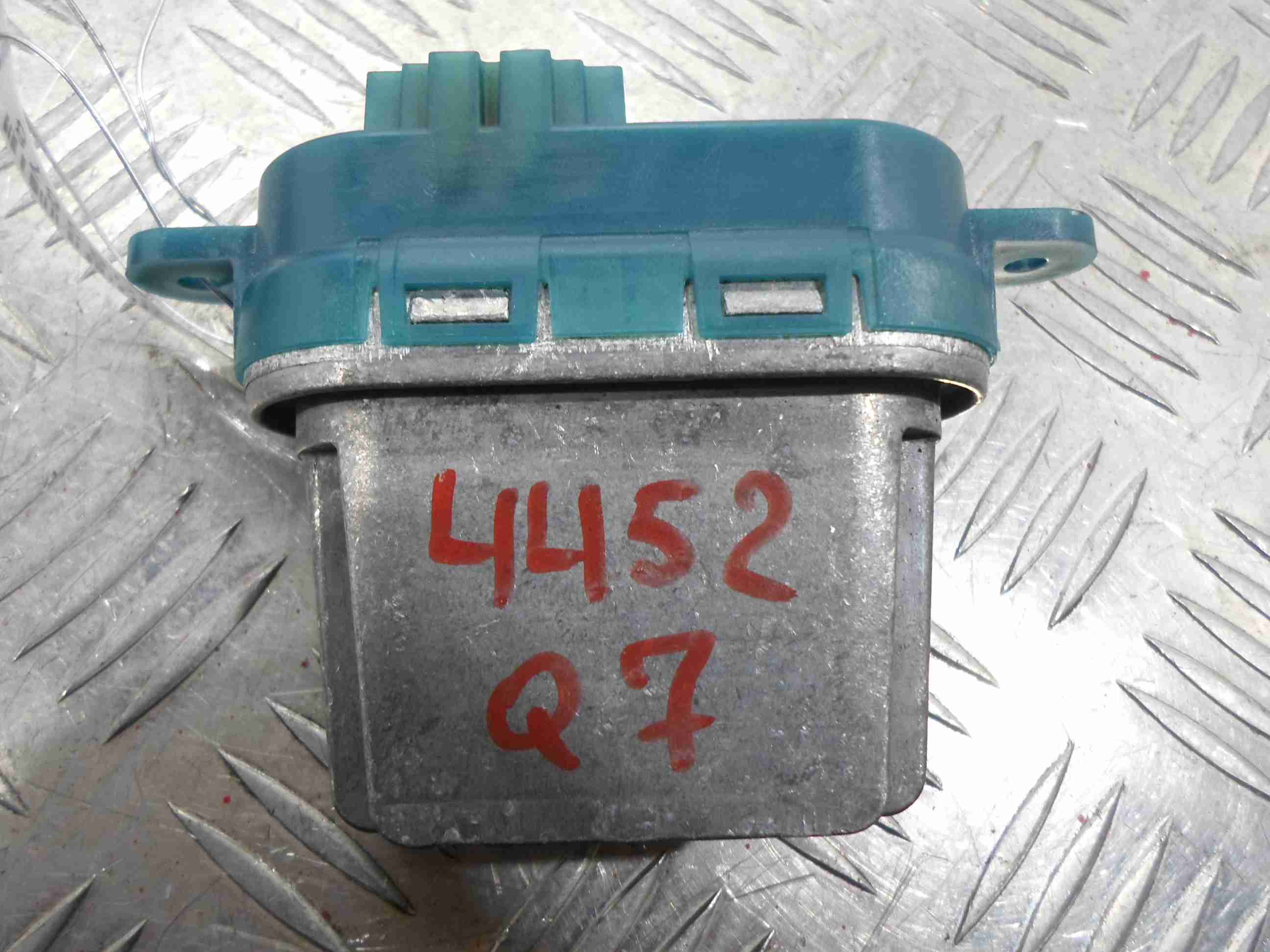 Резистор отопителя AP-0010251372