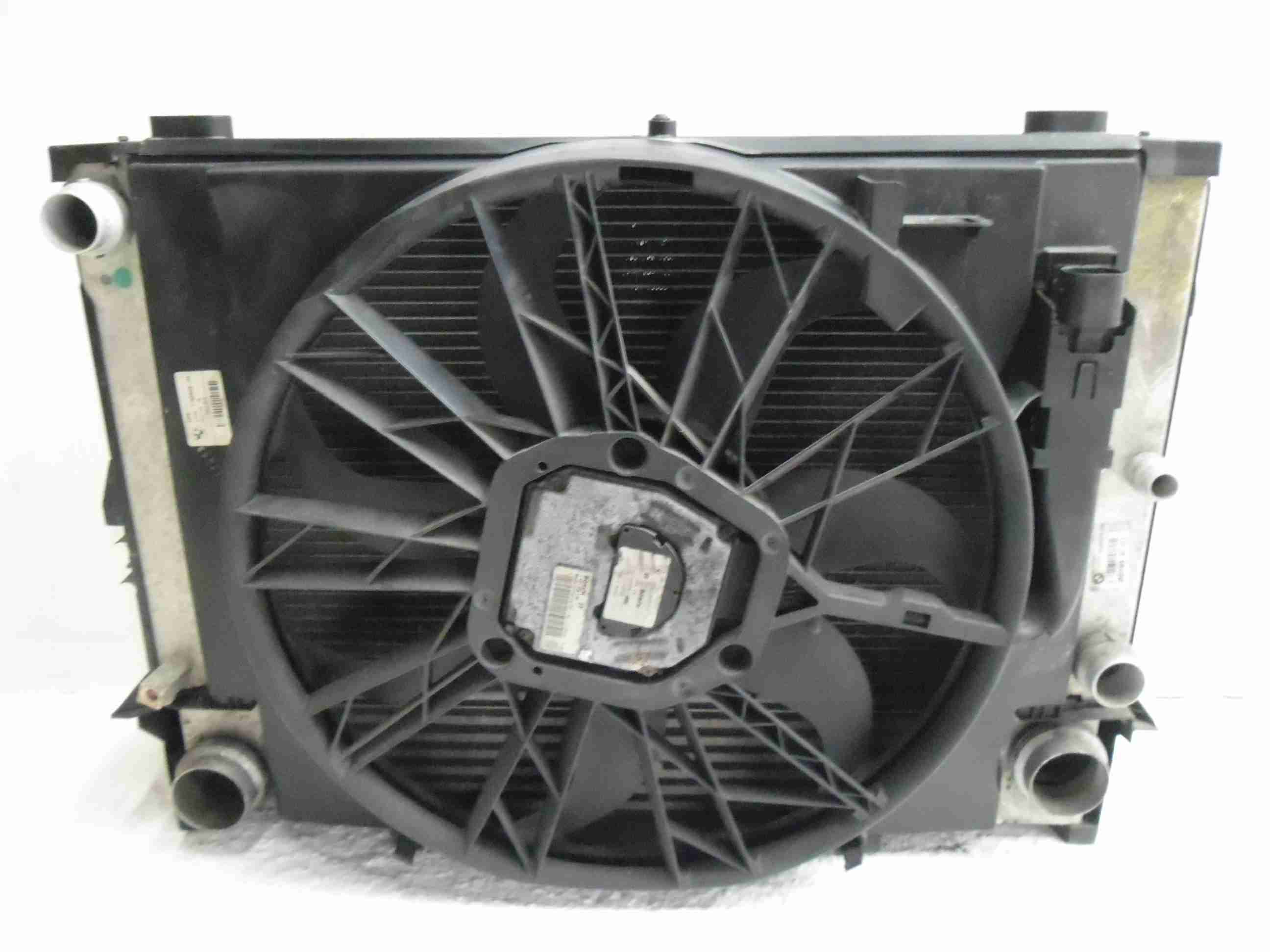 Радиатор охлаждения двигателя AP-0010251573
