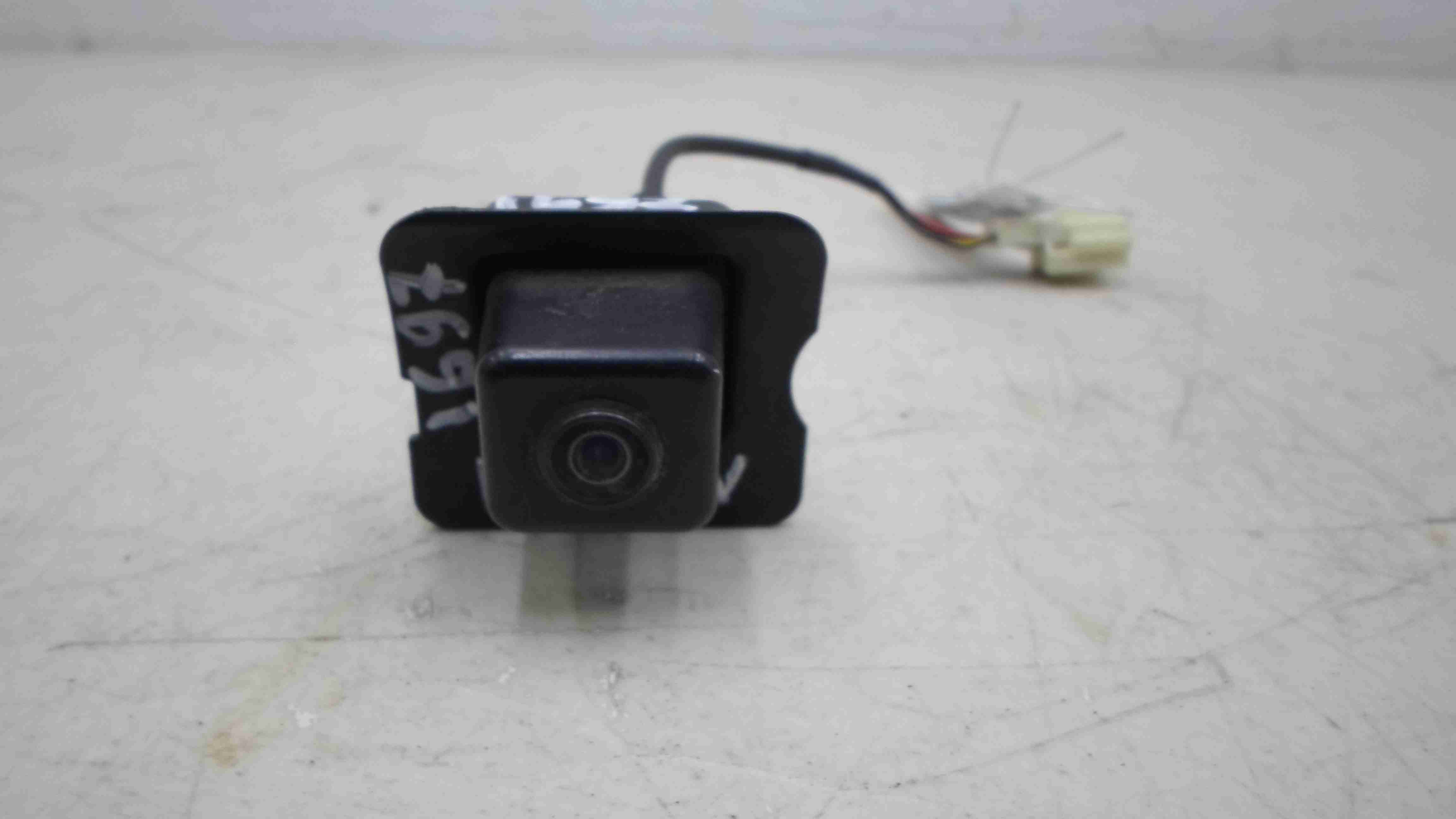 Камера заднего вида AP-0010252845