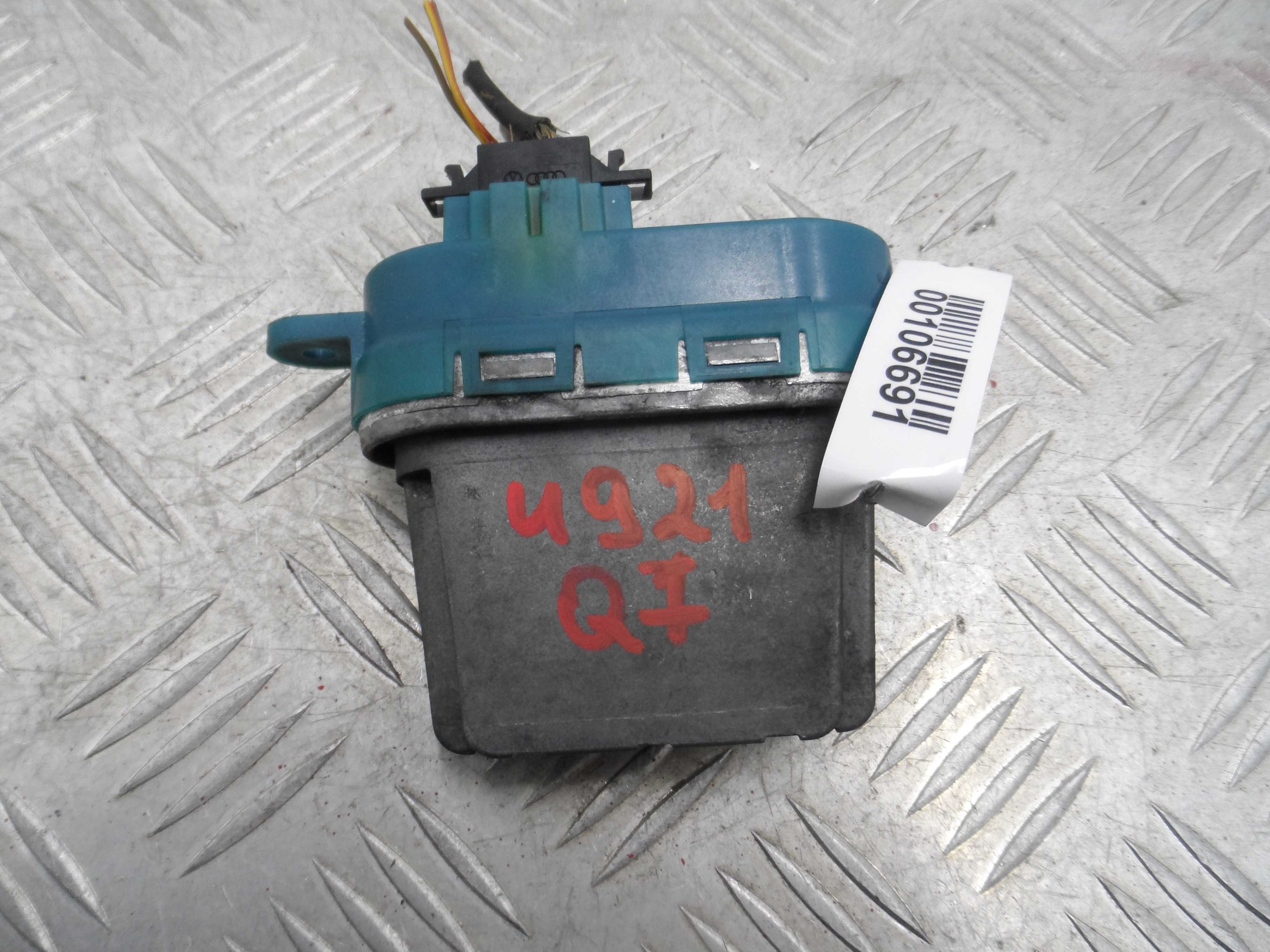 Резистор отопителя AP-0010258912