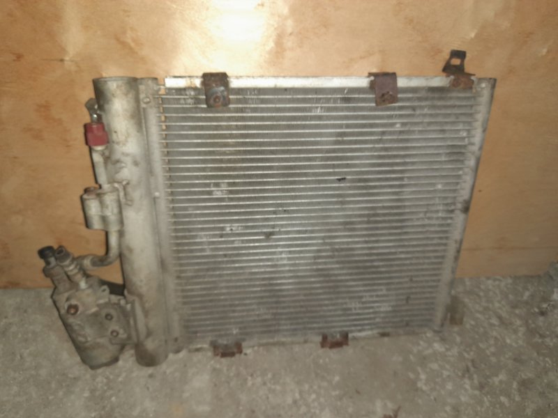 Радиатор кондиционера (конденсер) AP-0010111400