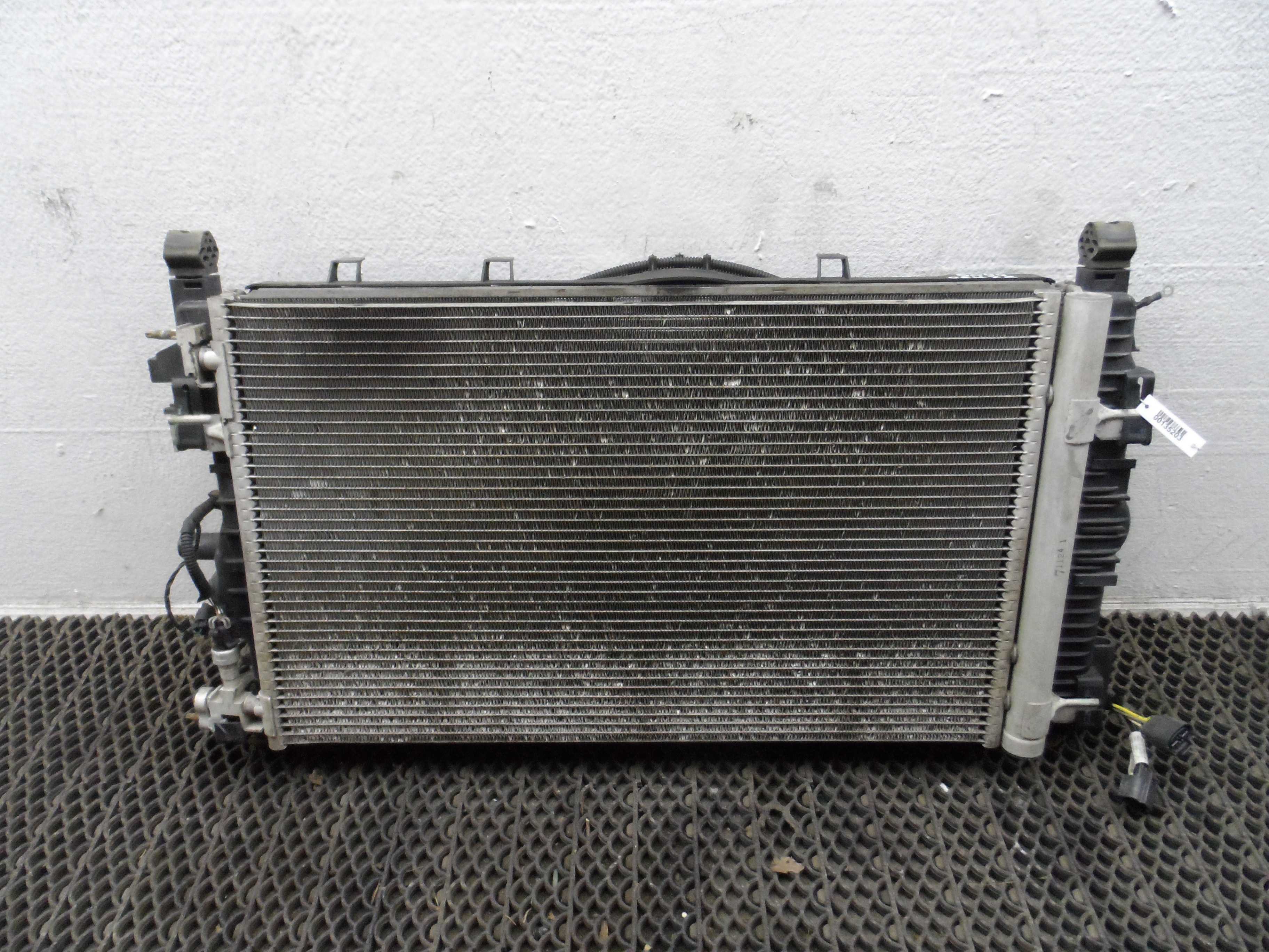 Радиатор охлаждения двигателя AP-0010941381