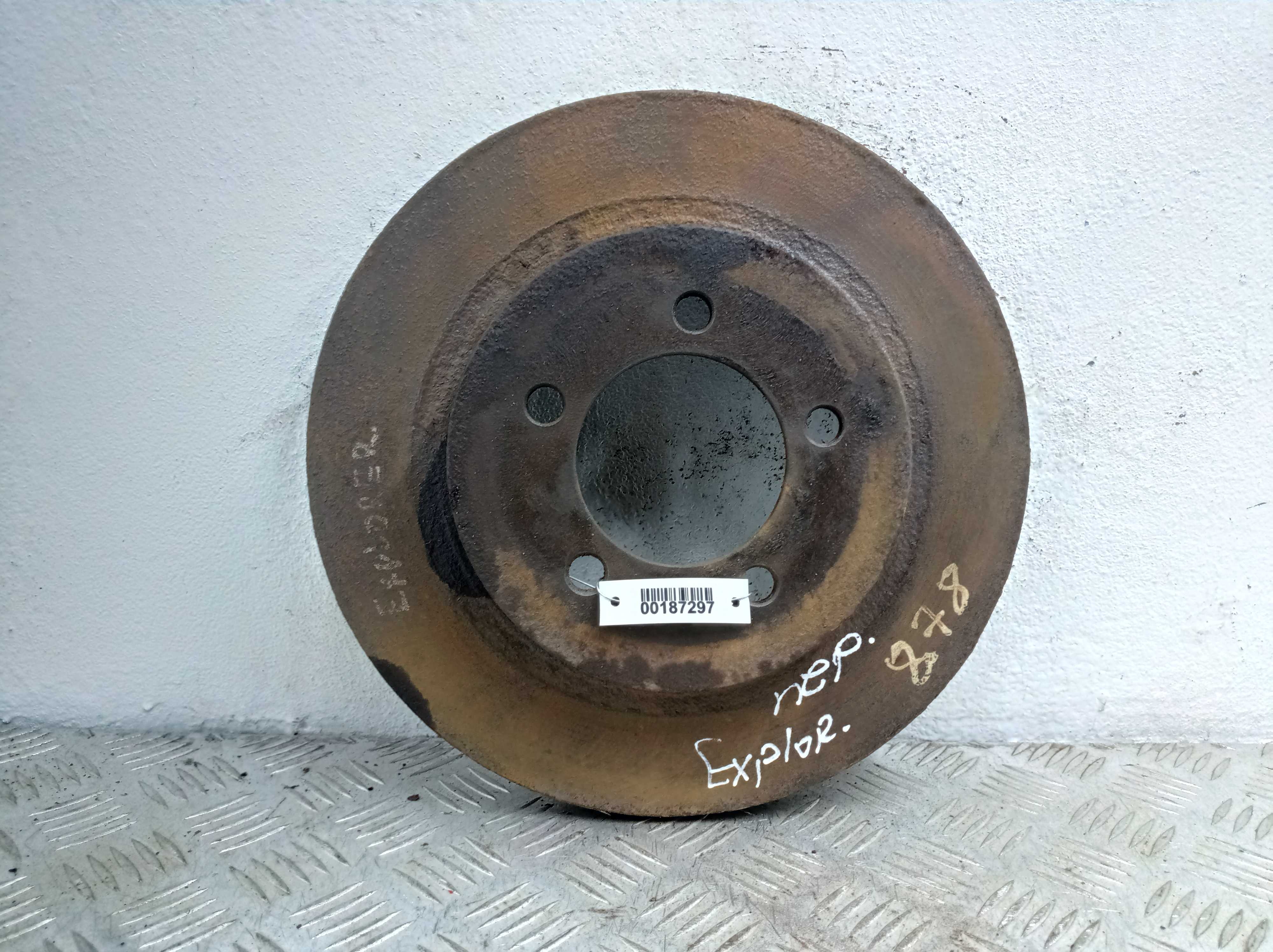 Диск тормозной передний вентилируемый AP-0011230776