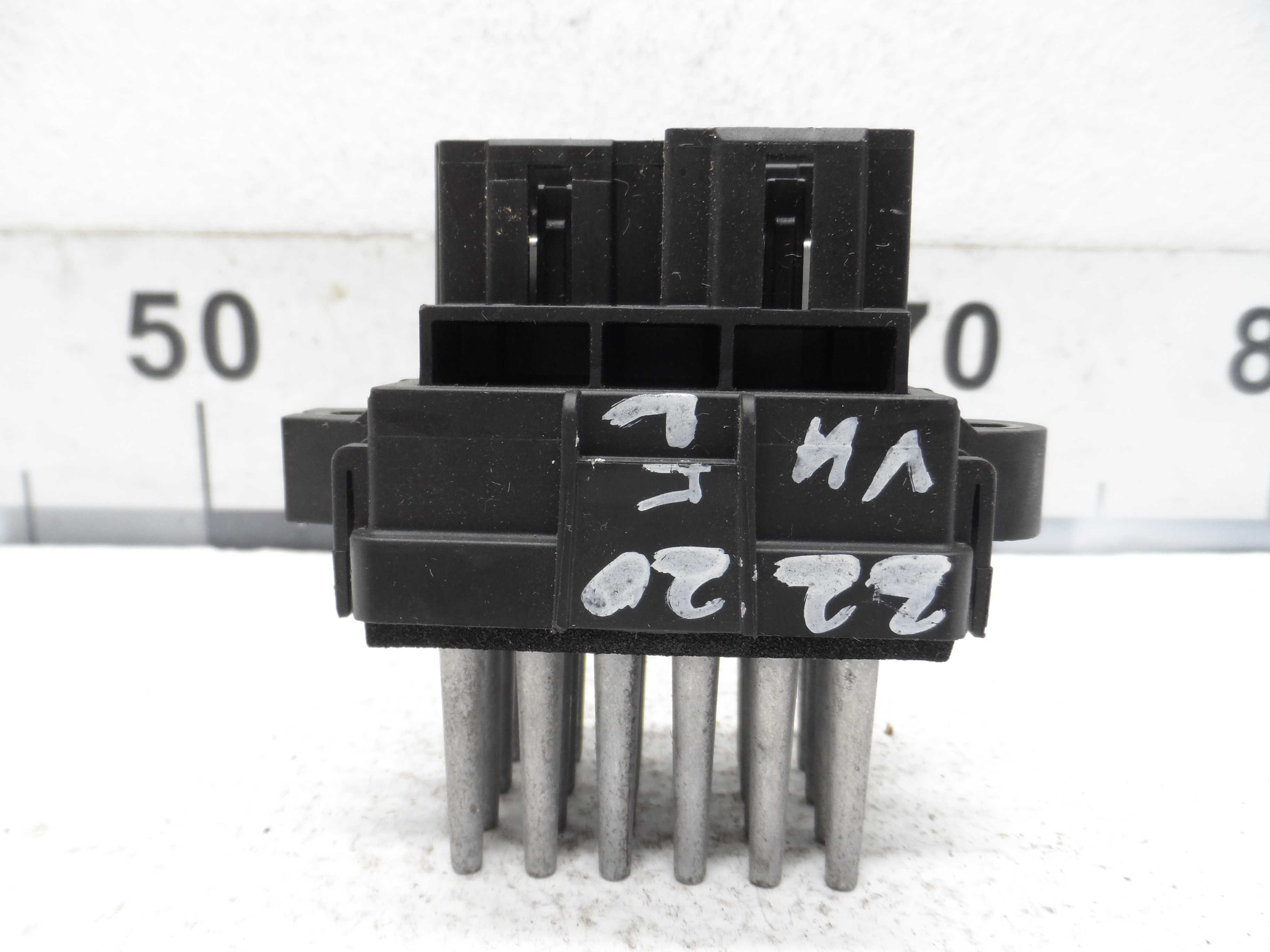 Резистор отопителя AP-0011659403