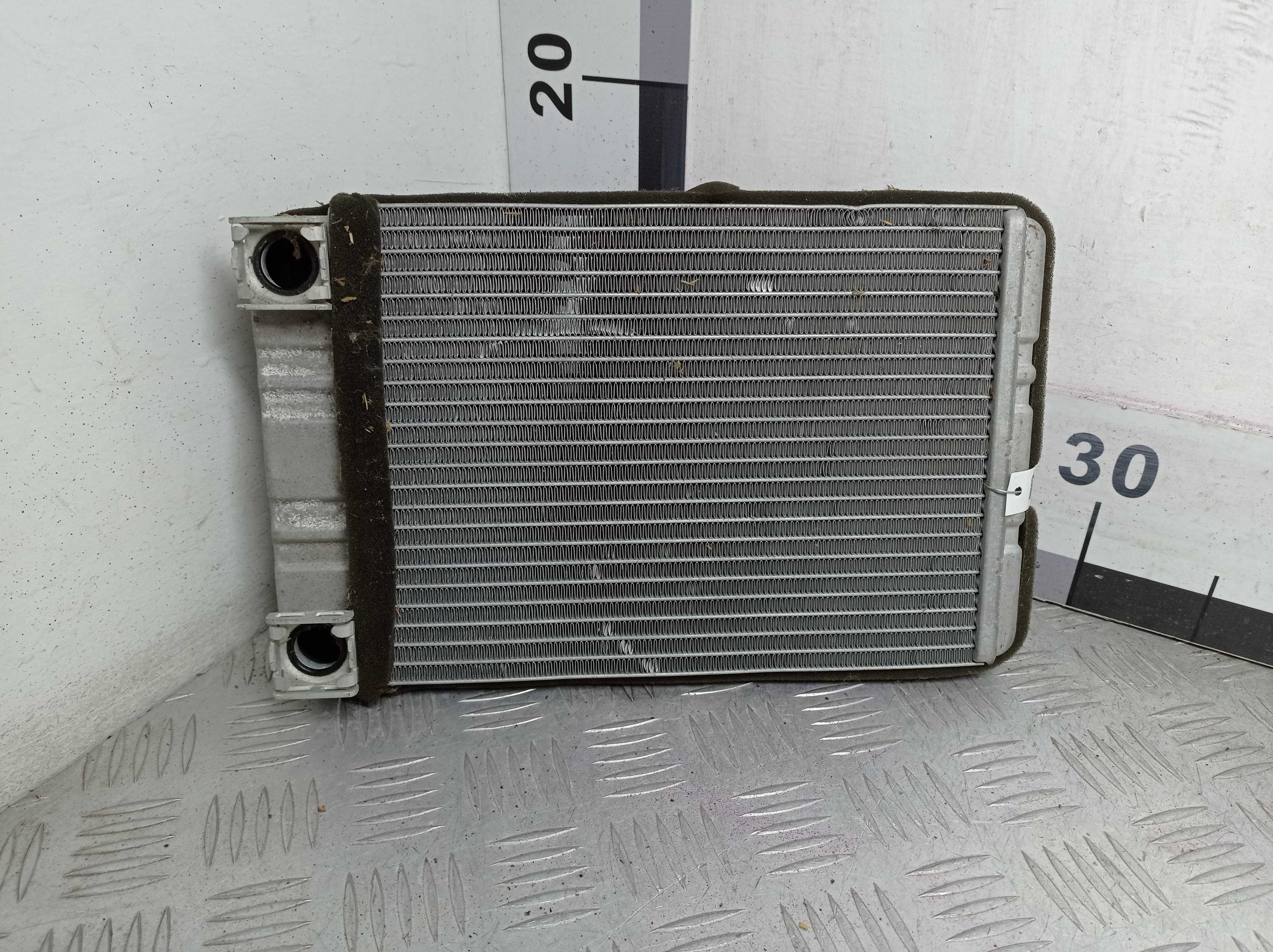 Радиатор отопителя AP-0012180822