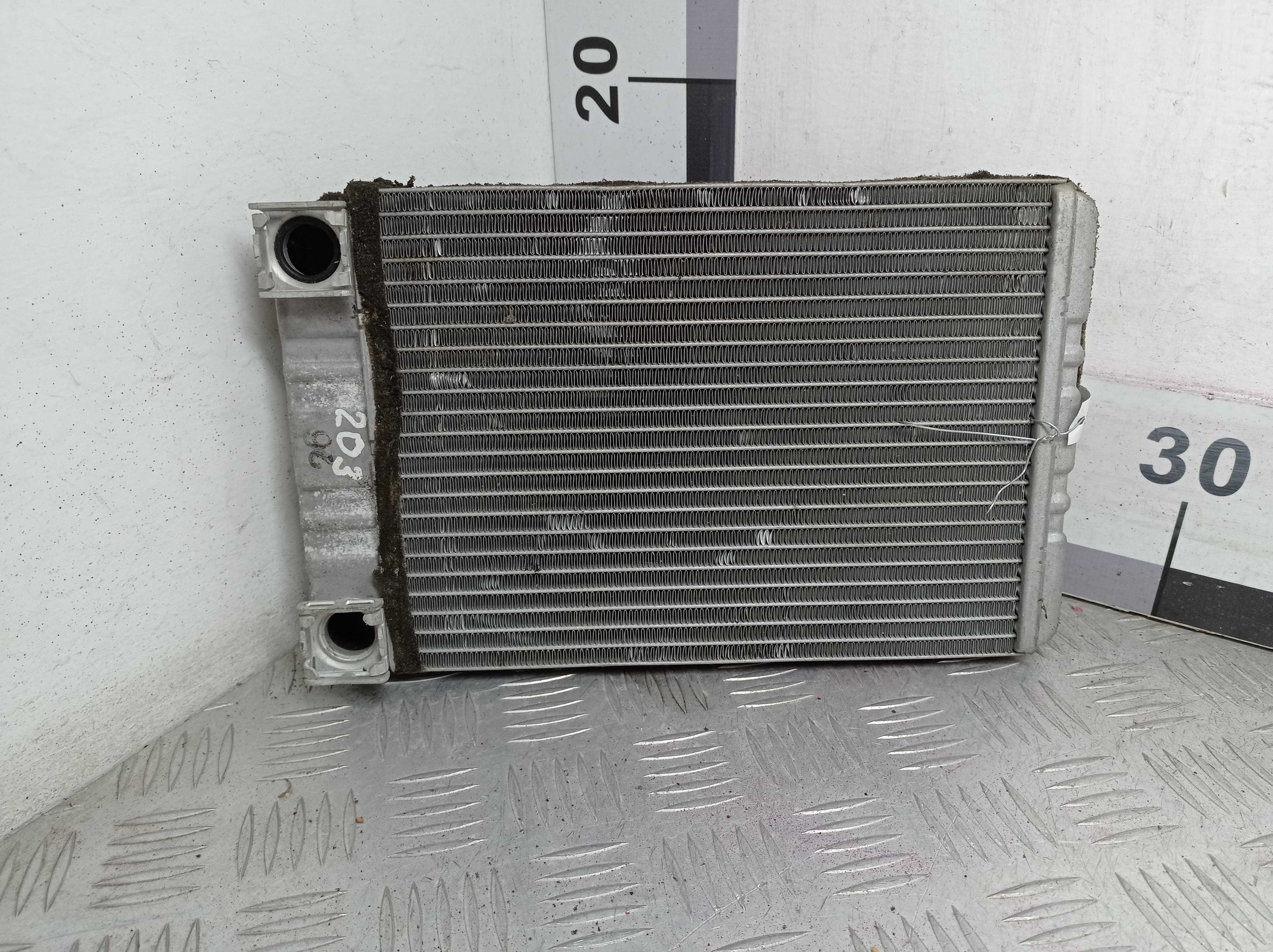 Радиатор отопителя AP-0012181033